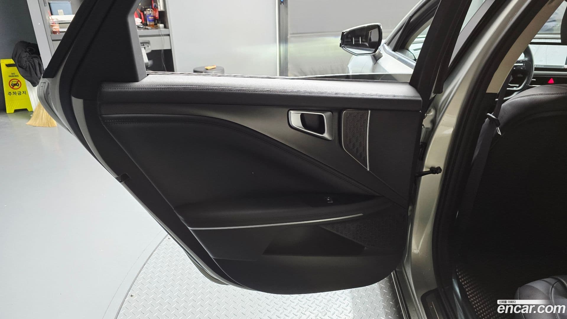 Main__Slider__Photo:K8 Kia 2025.11-24