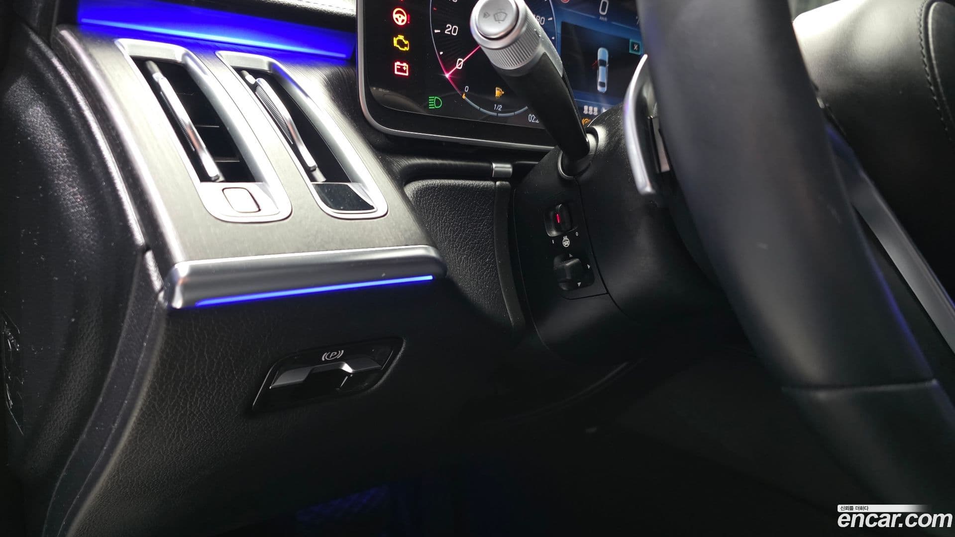 Main__Slider__Photo:S-Class Mercedes-Benz 2021.9-28