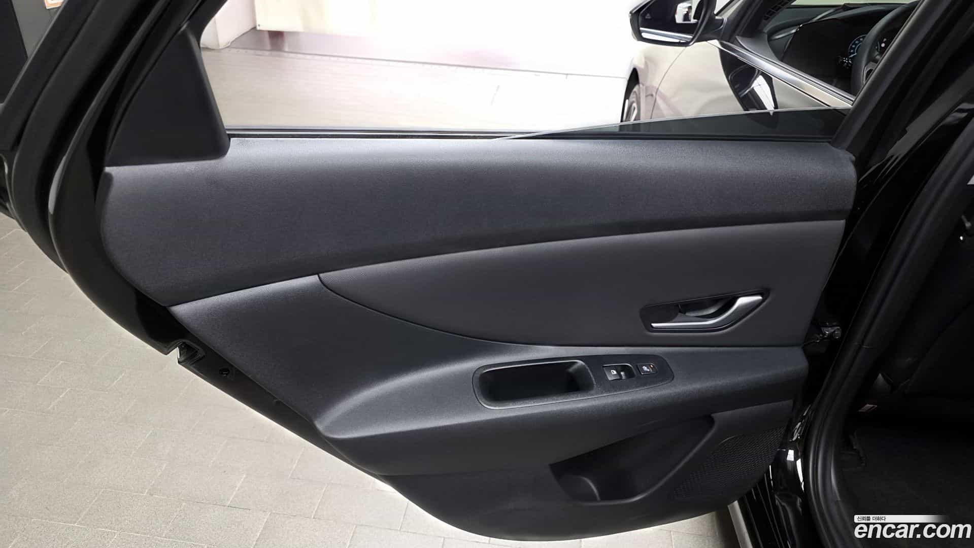 AVANTE Hyundai 2025.5-INNER-035