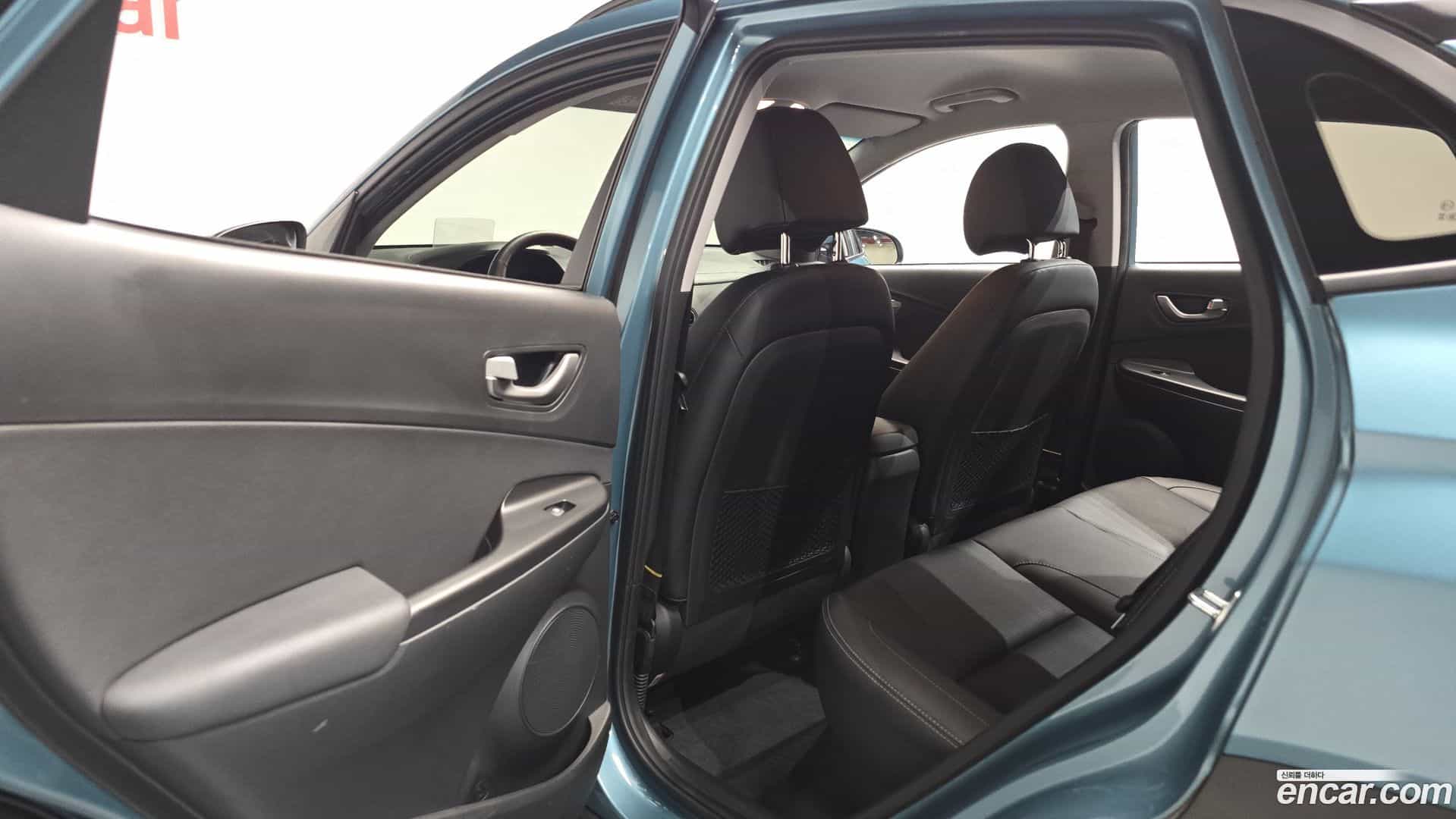 Kona Hyundai 2019.3-INNER-036