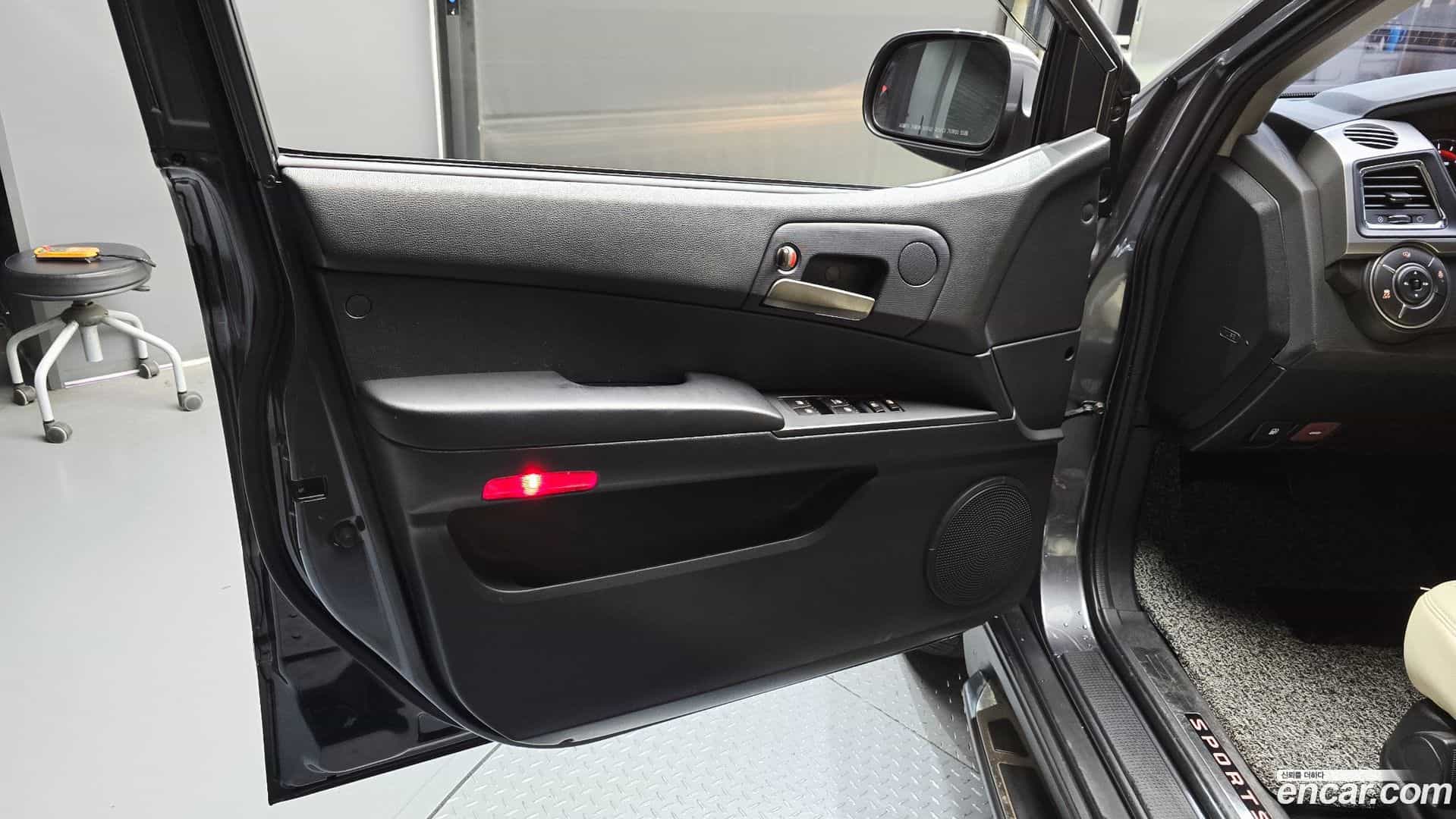 KORANDO KG Mobility 2017.2-INNER-034