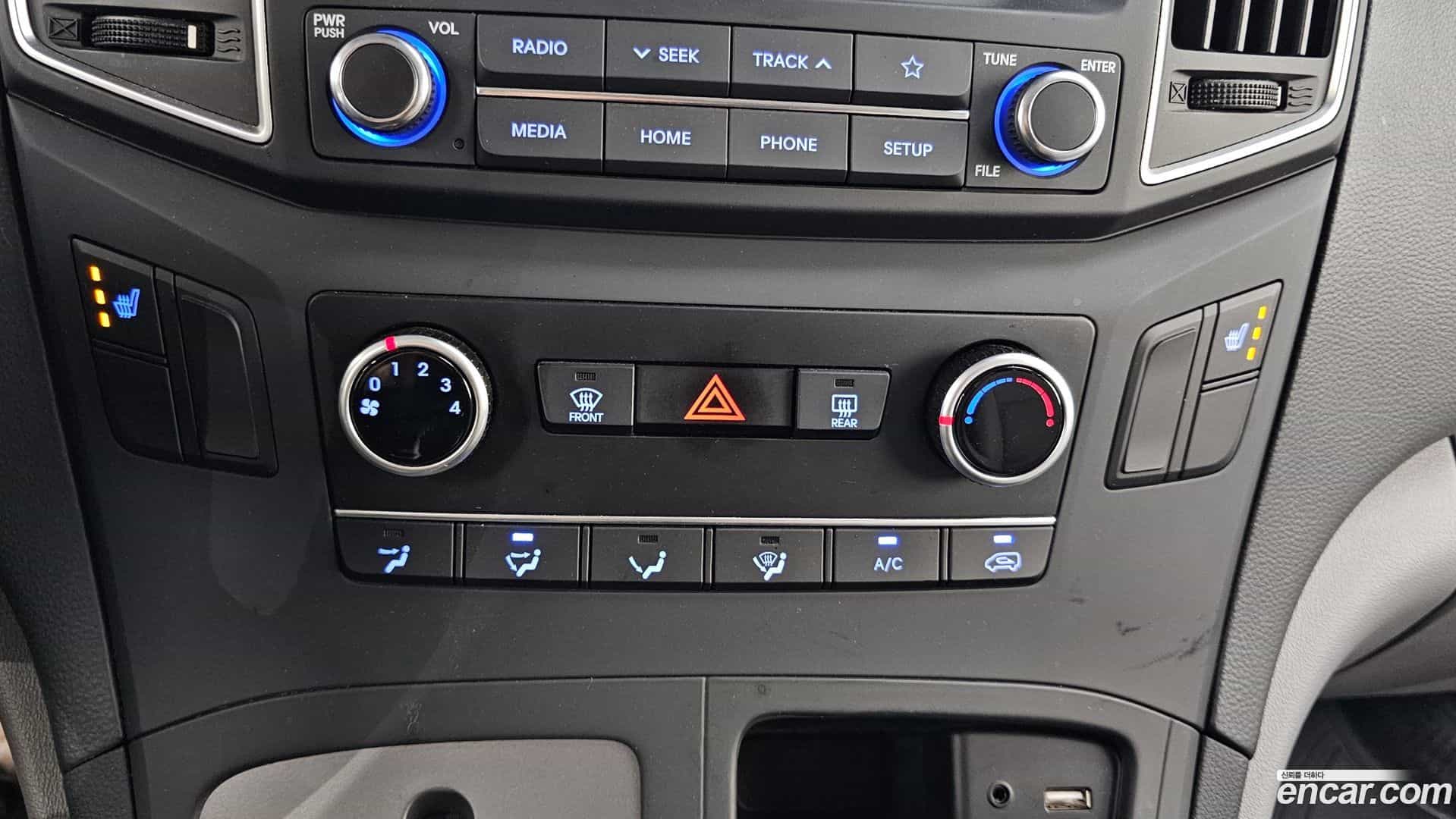 Starex Hyundai 2021.1-OPTION-044