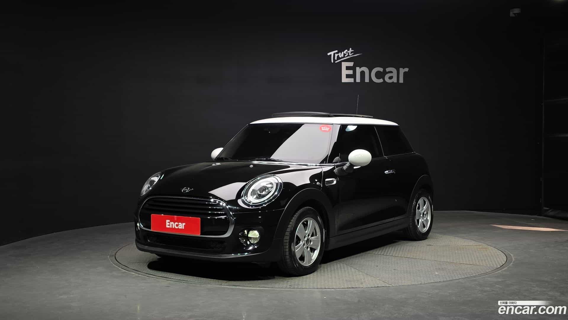 Cooper Mini 2019.5-OUTER-001