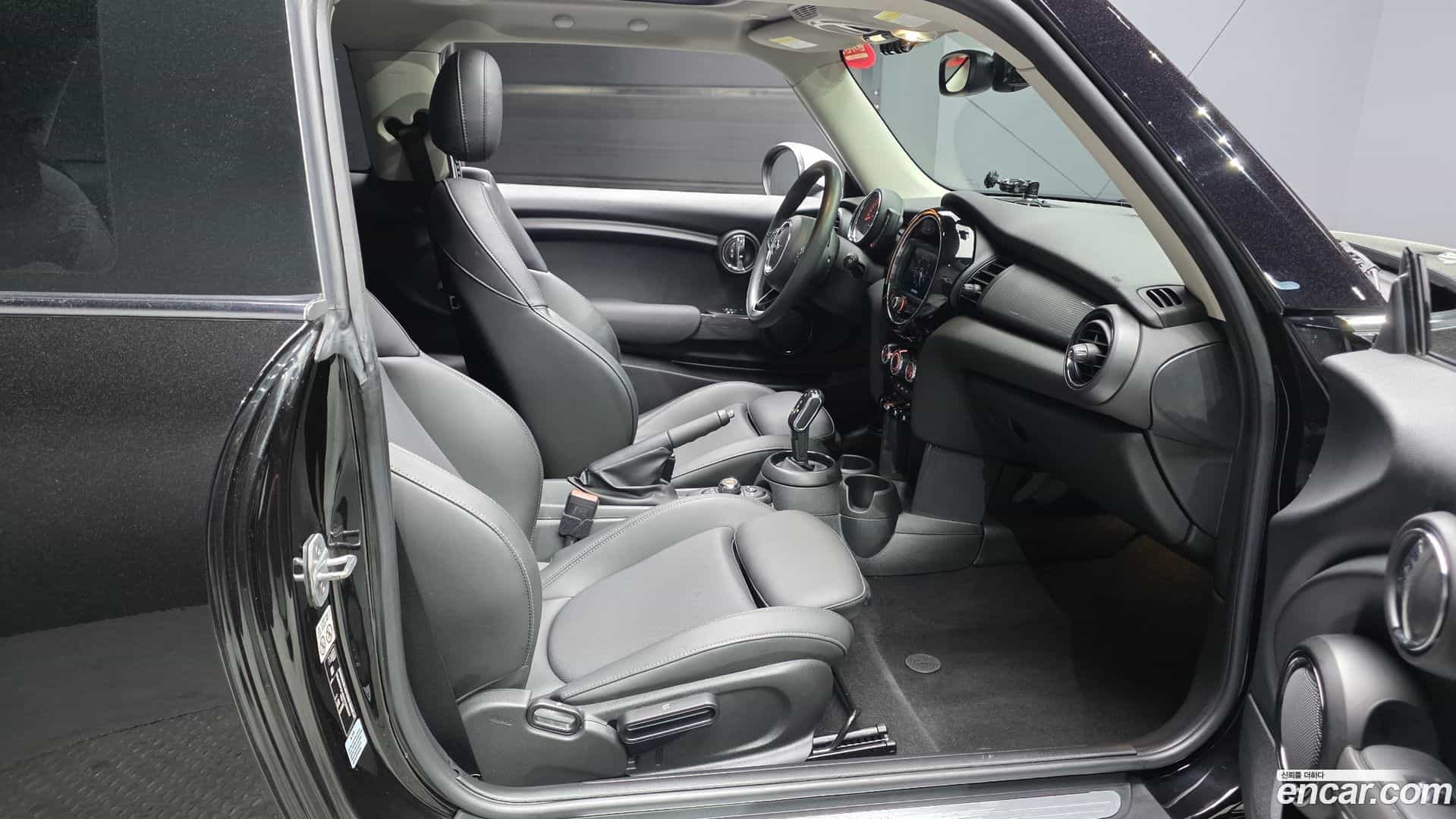 Cooper Mini 2019.5-OPTION-015