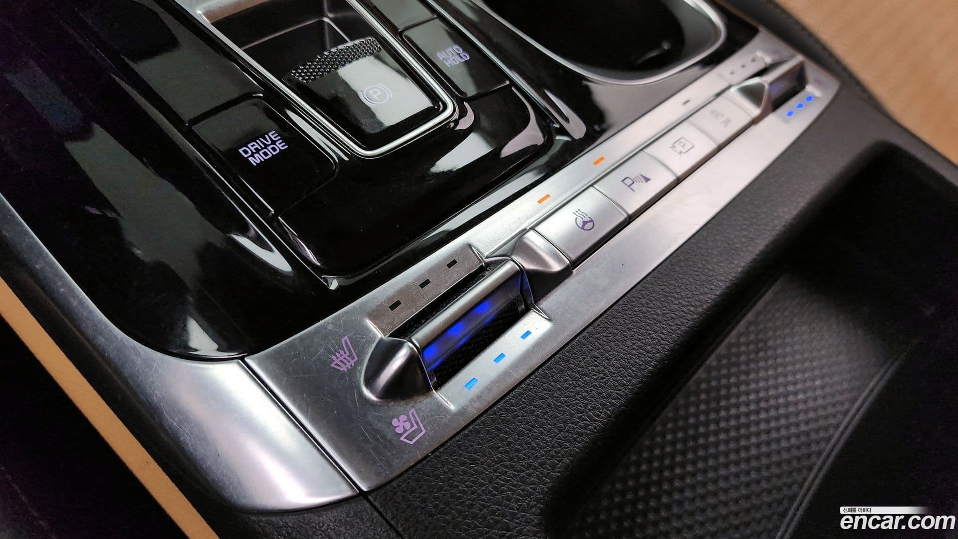Main__Slider__Photo:Canival Kia 2023.10-25