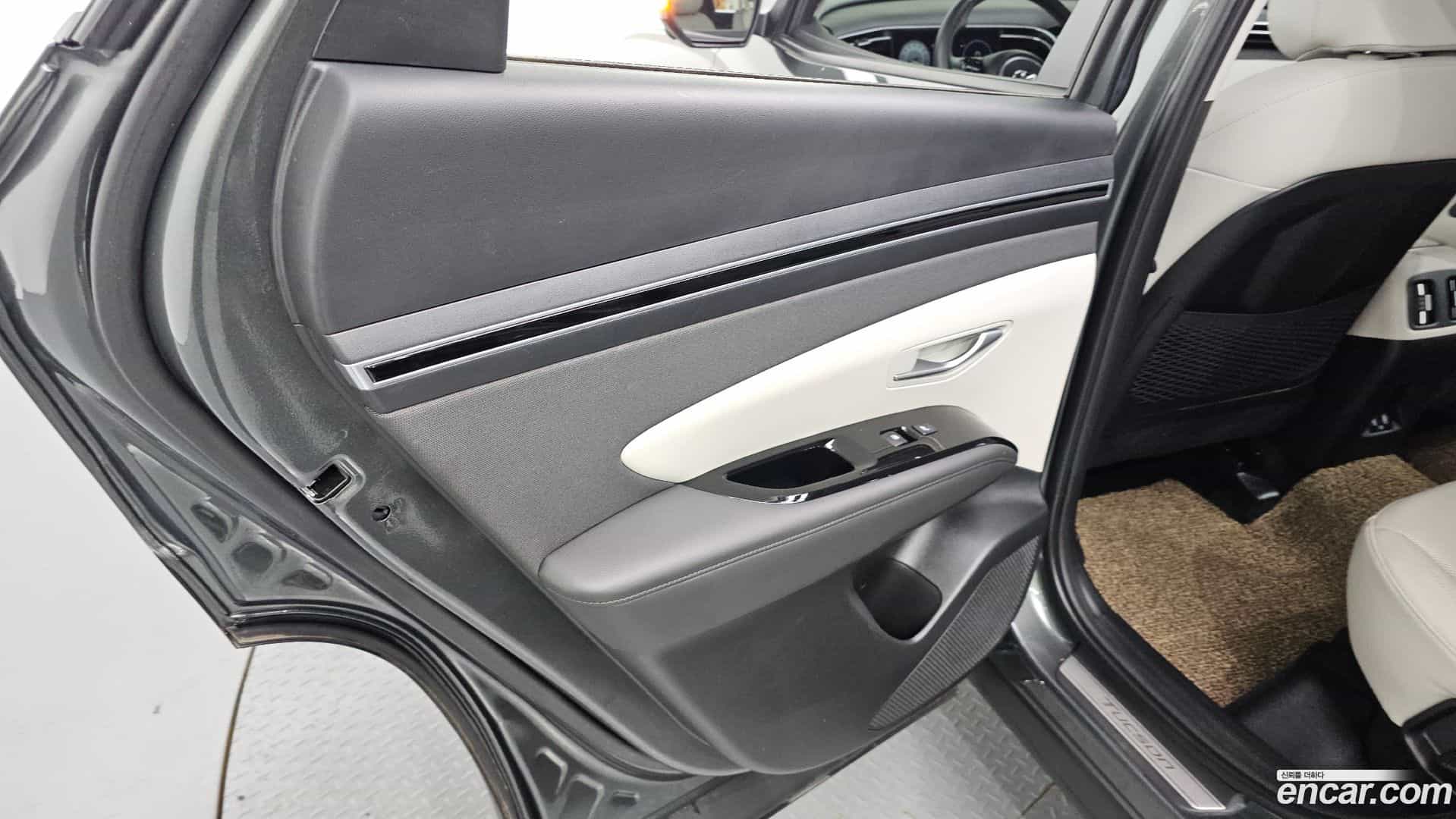 Tucson Hyundai 2023.3-INNER-035