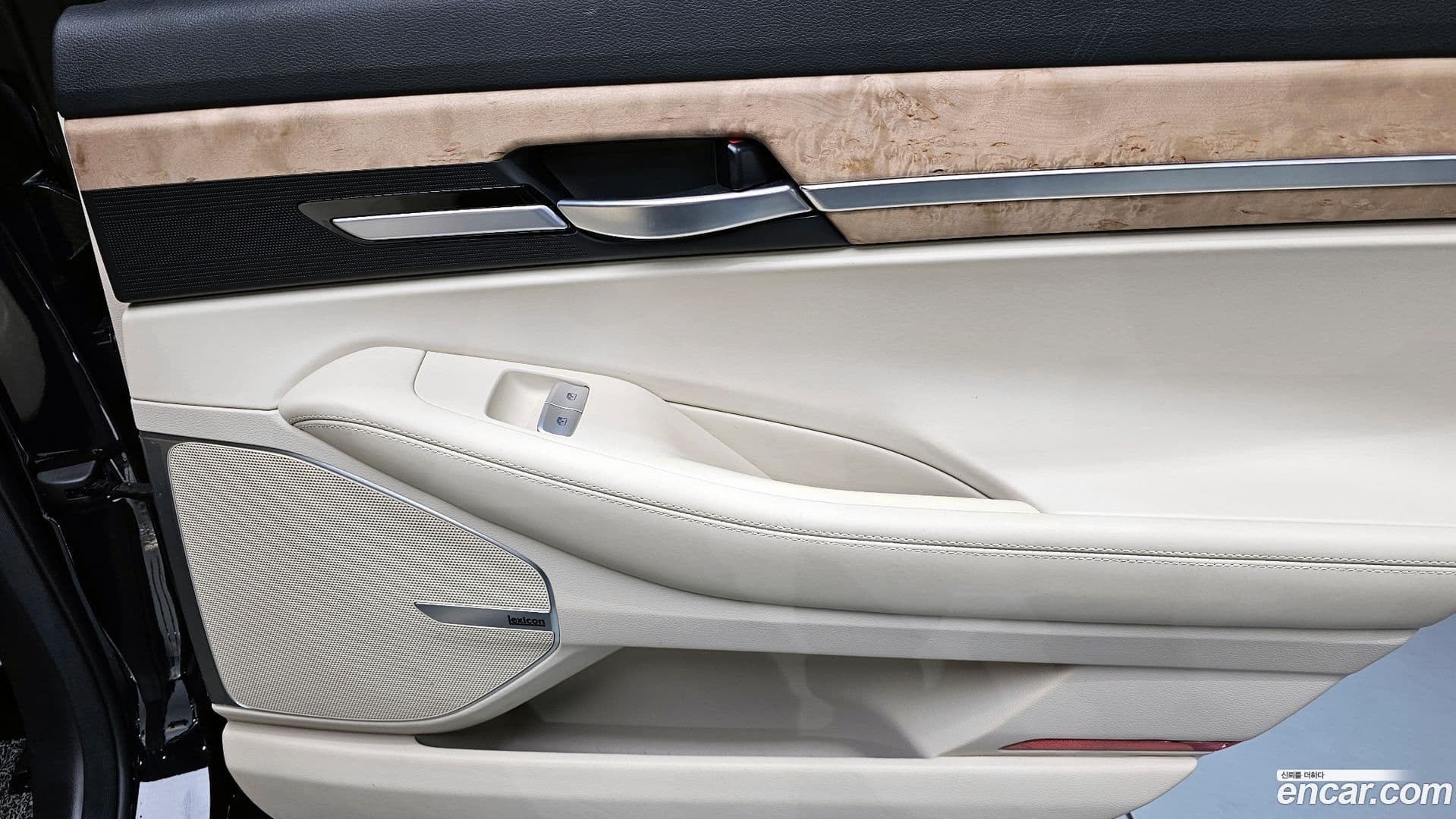 Main__Slider__Photo:G90 Genesis 2021.0-23