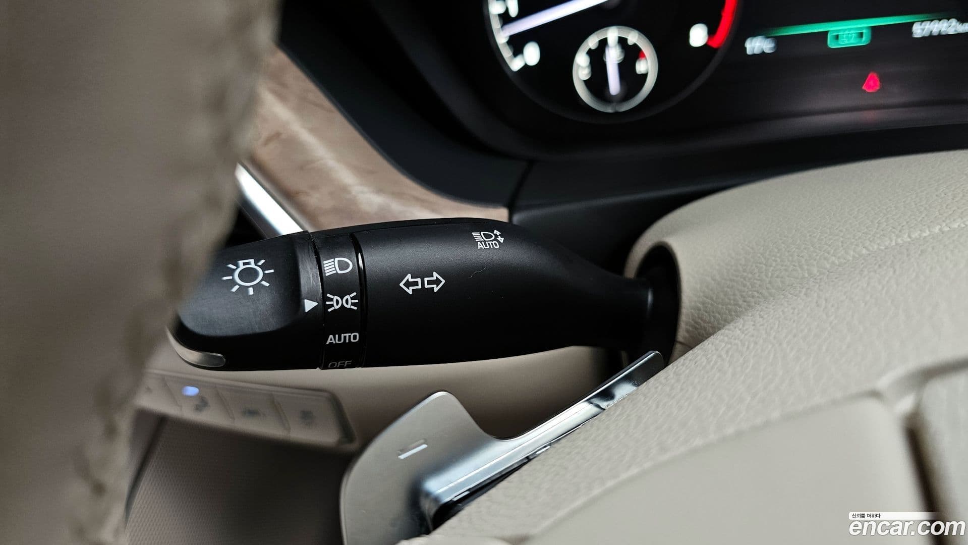 Main__Slider__Photo:G90 Genesis 2021.0-29