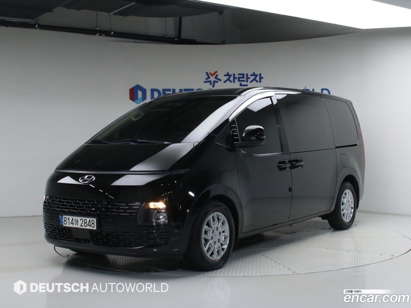 Main__Slider__Photo:Staria Hyundai 2022.2-0