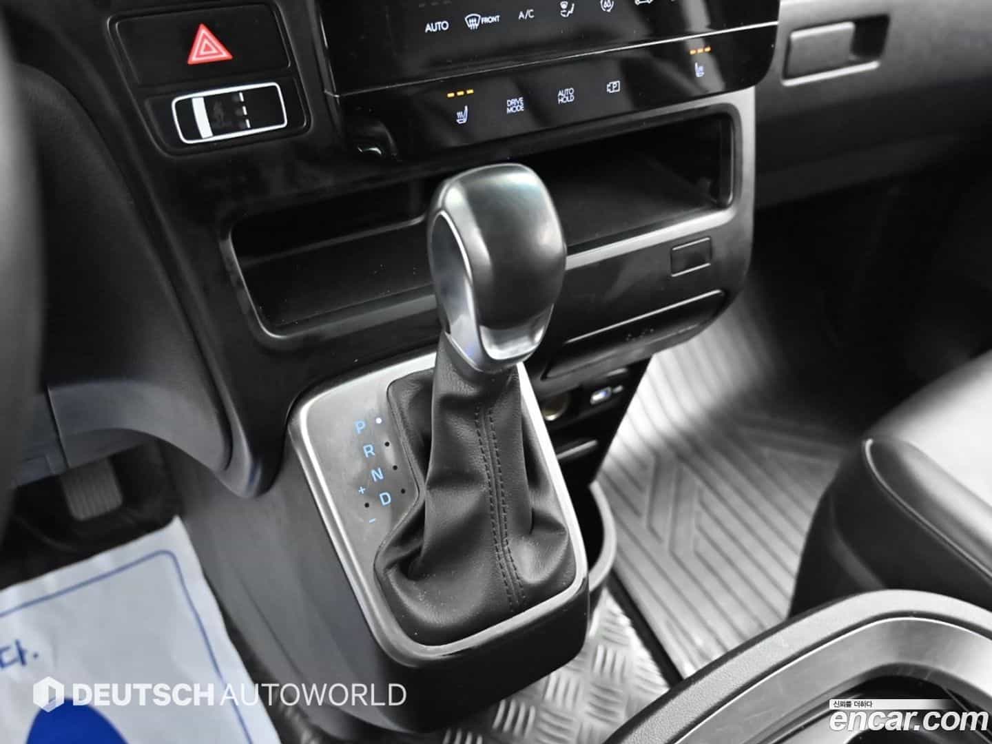 Staria Hyundai 2022.2-INNER-009