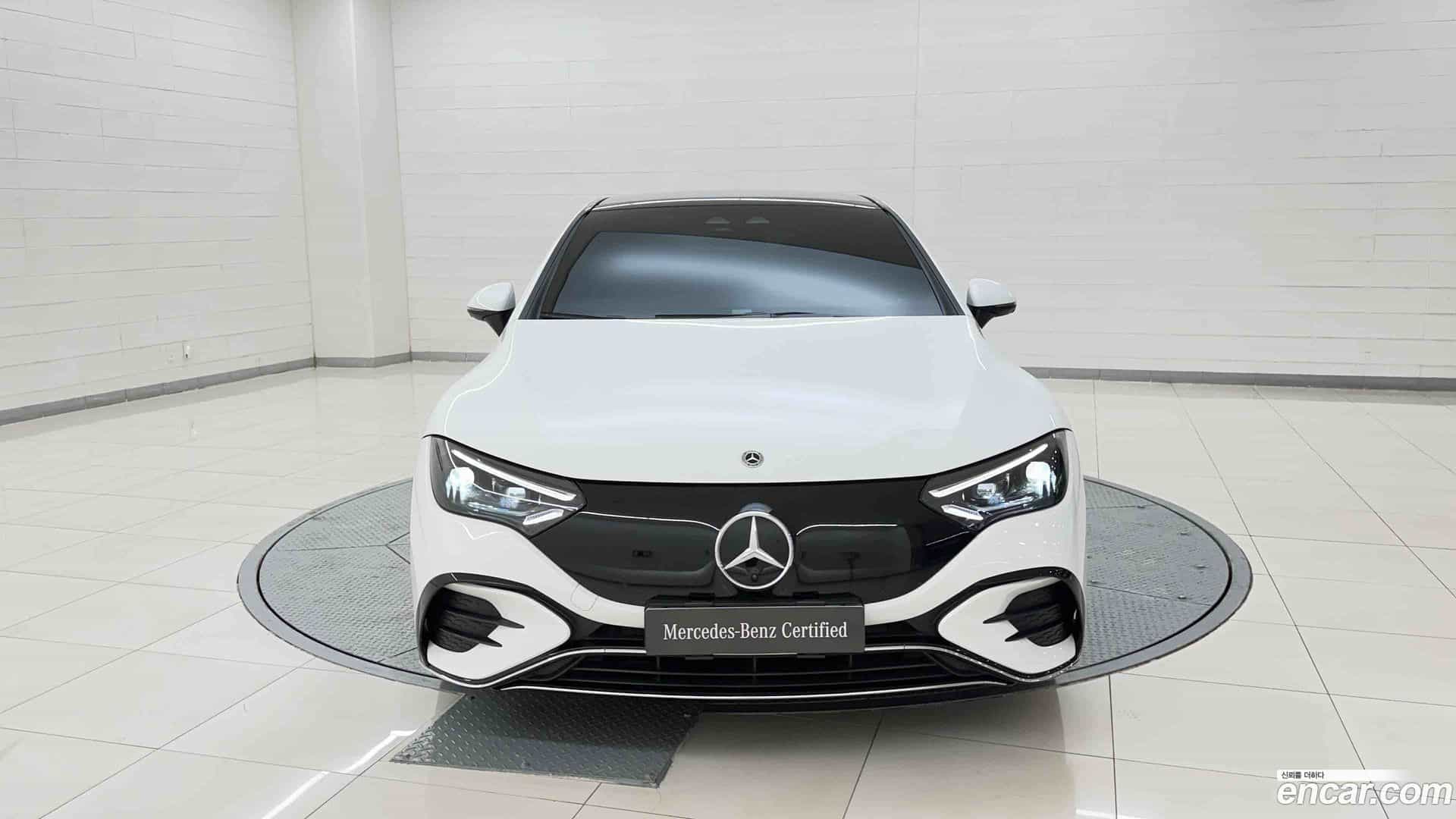 EQE Mercedes-Benz 2024.9-INNER-008