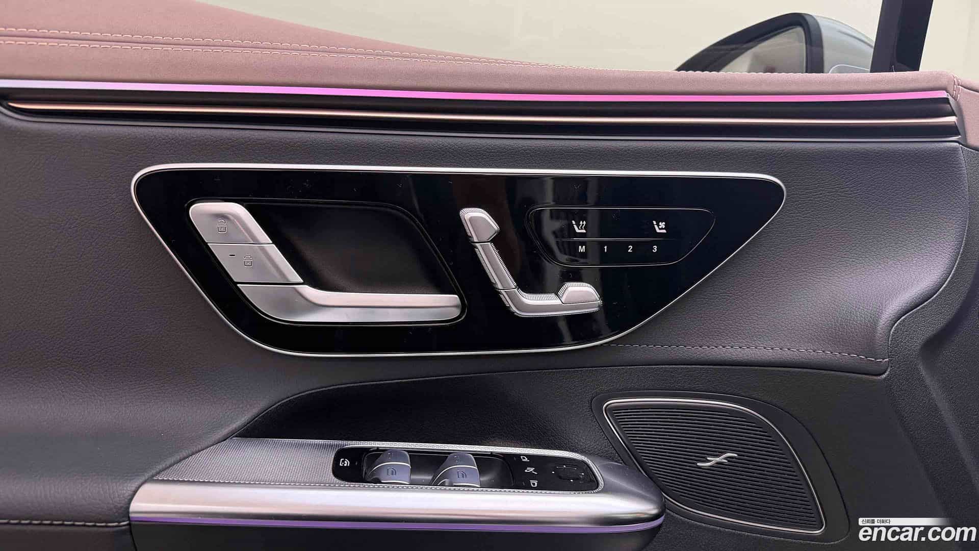 EQE Mercedes-Benz 2024.9-OPTION-024