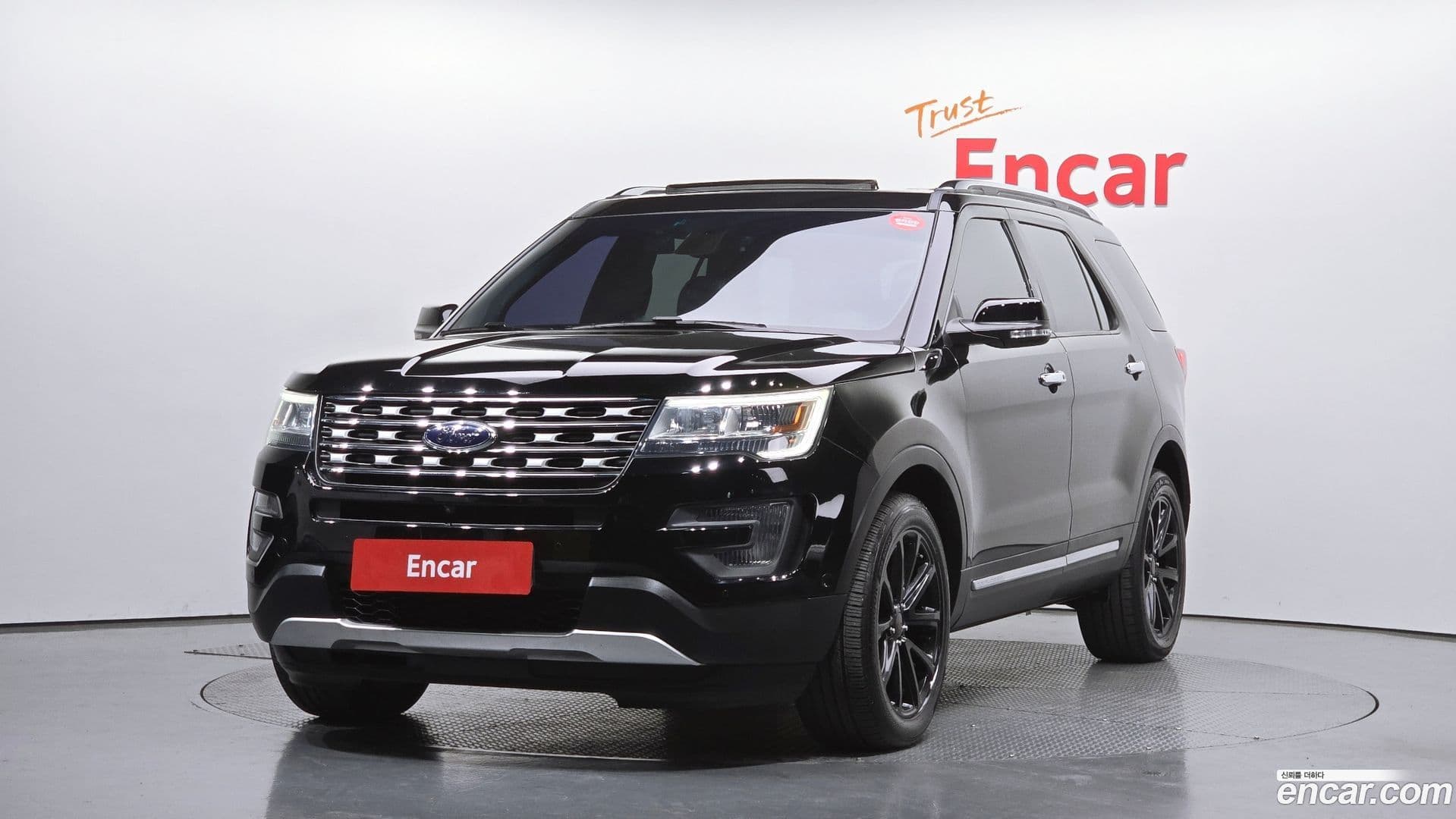 Main__Slider__Photo:Explorer Ford 2016.0-0