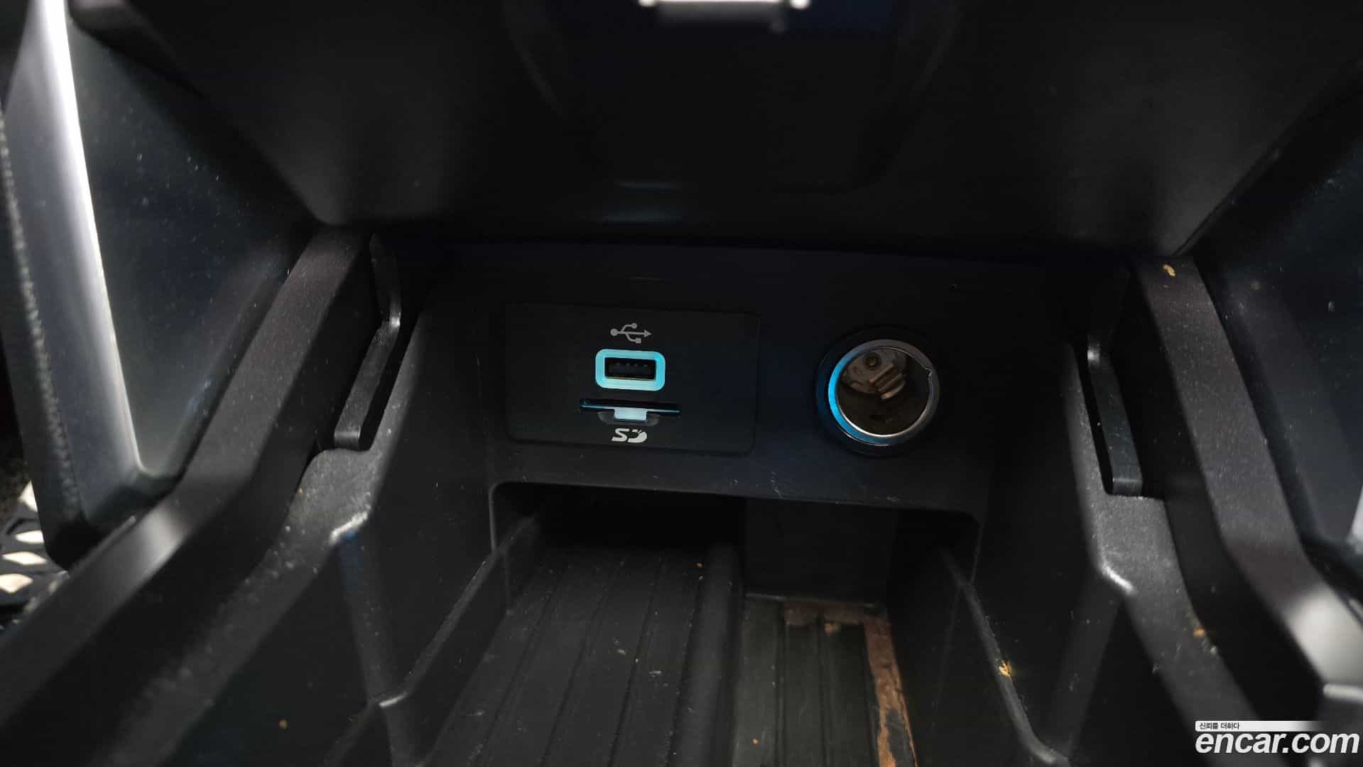 Explorer Ford 2016.0-OPTION-041