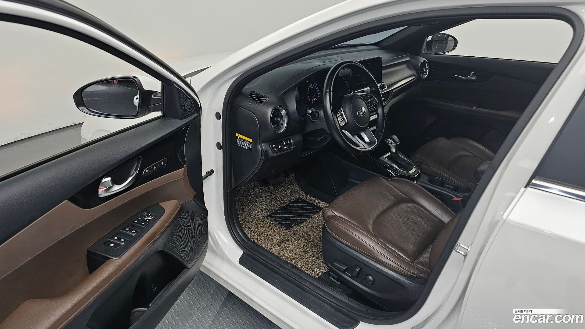 Main__Slider__Photo:K3 Kia 2019.3-9