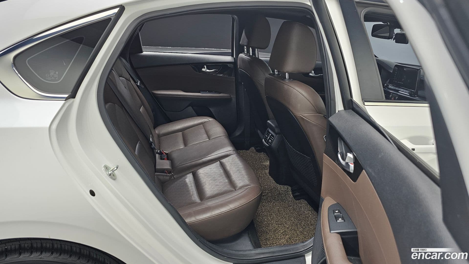 Main__Slider__Photo:K3 Kia 2019.3-12