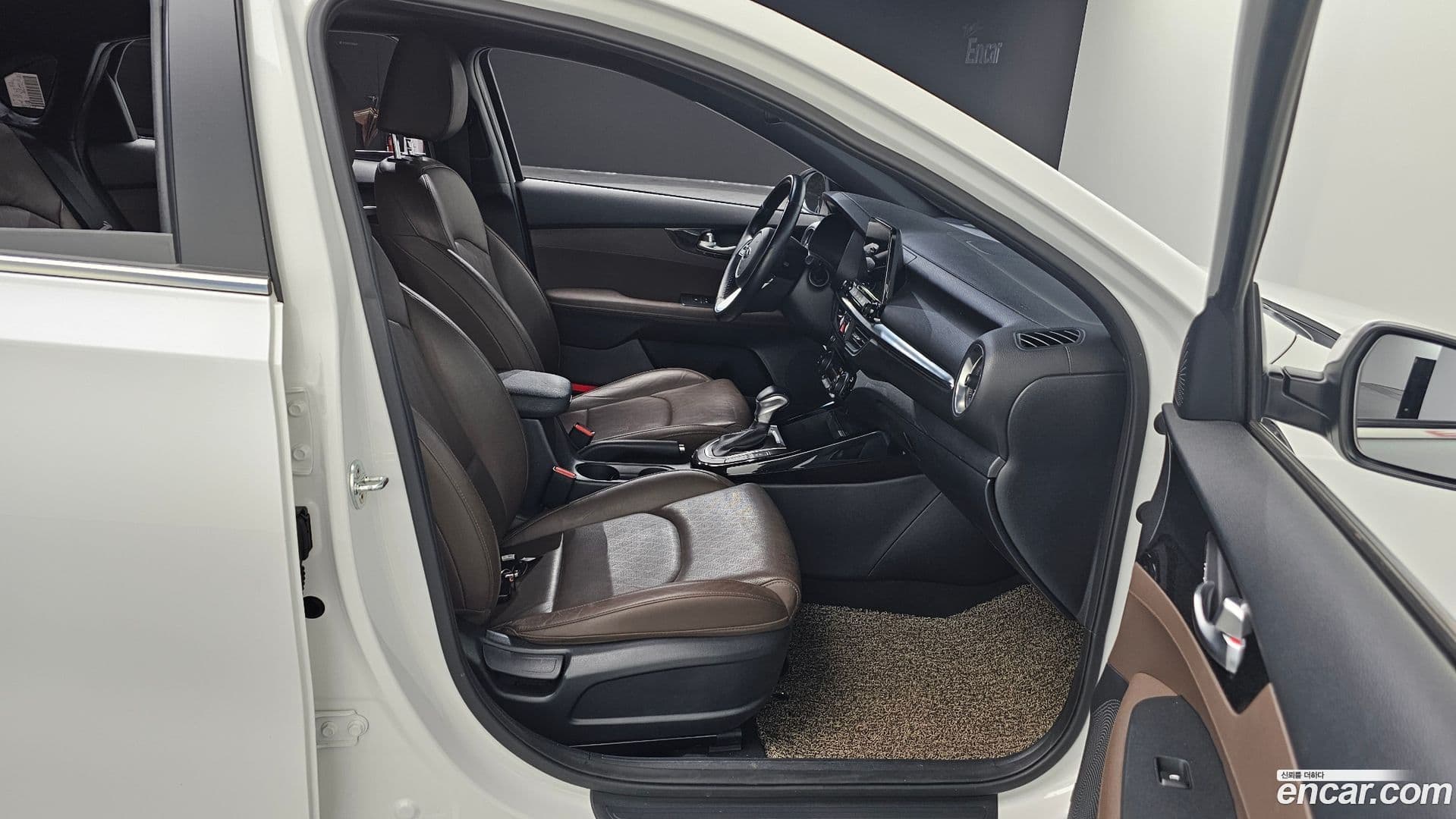 Main__Slider__Photo:K3 Kia 2019.3-25