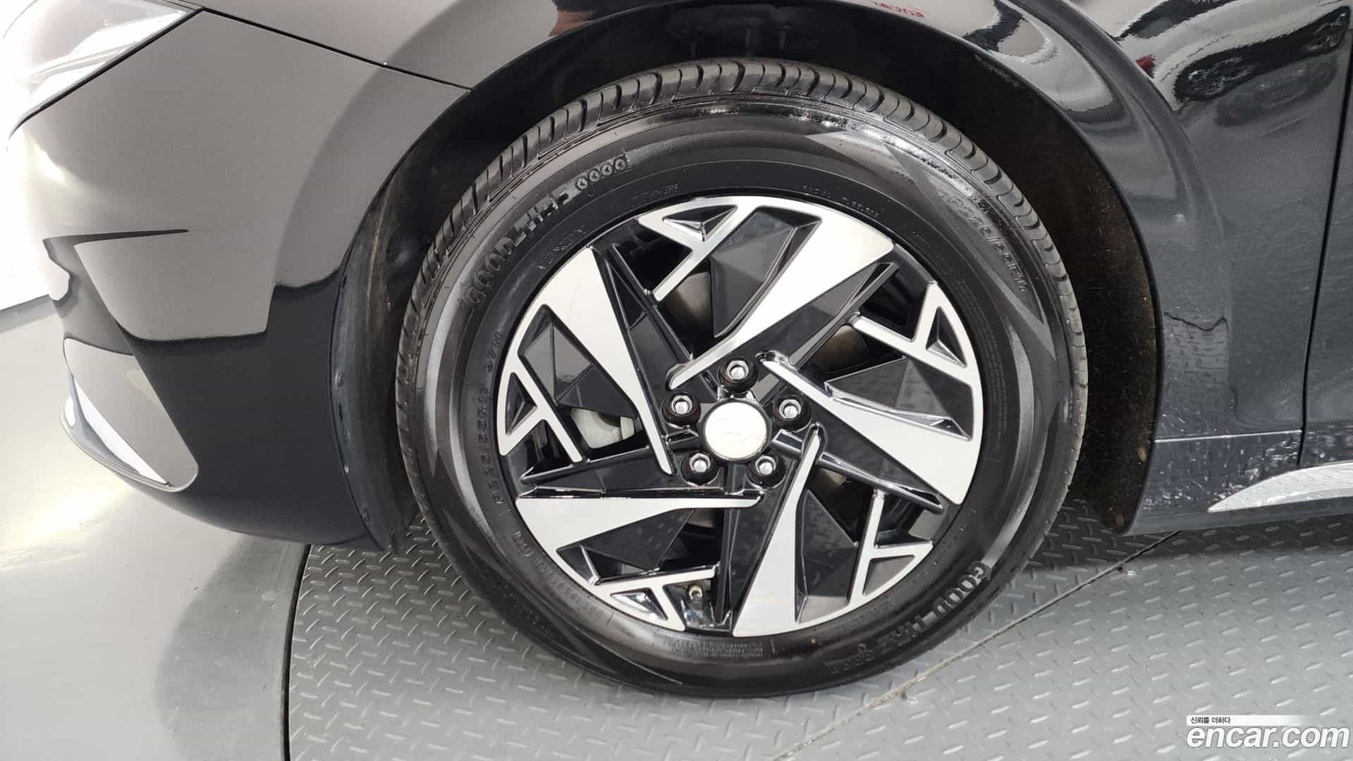 Grandeur Hyundai 2022.3-OUTER-005