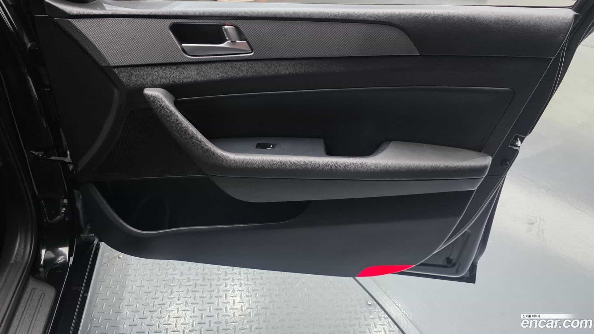 Sonata Hyundai 2018.6-INNER-035