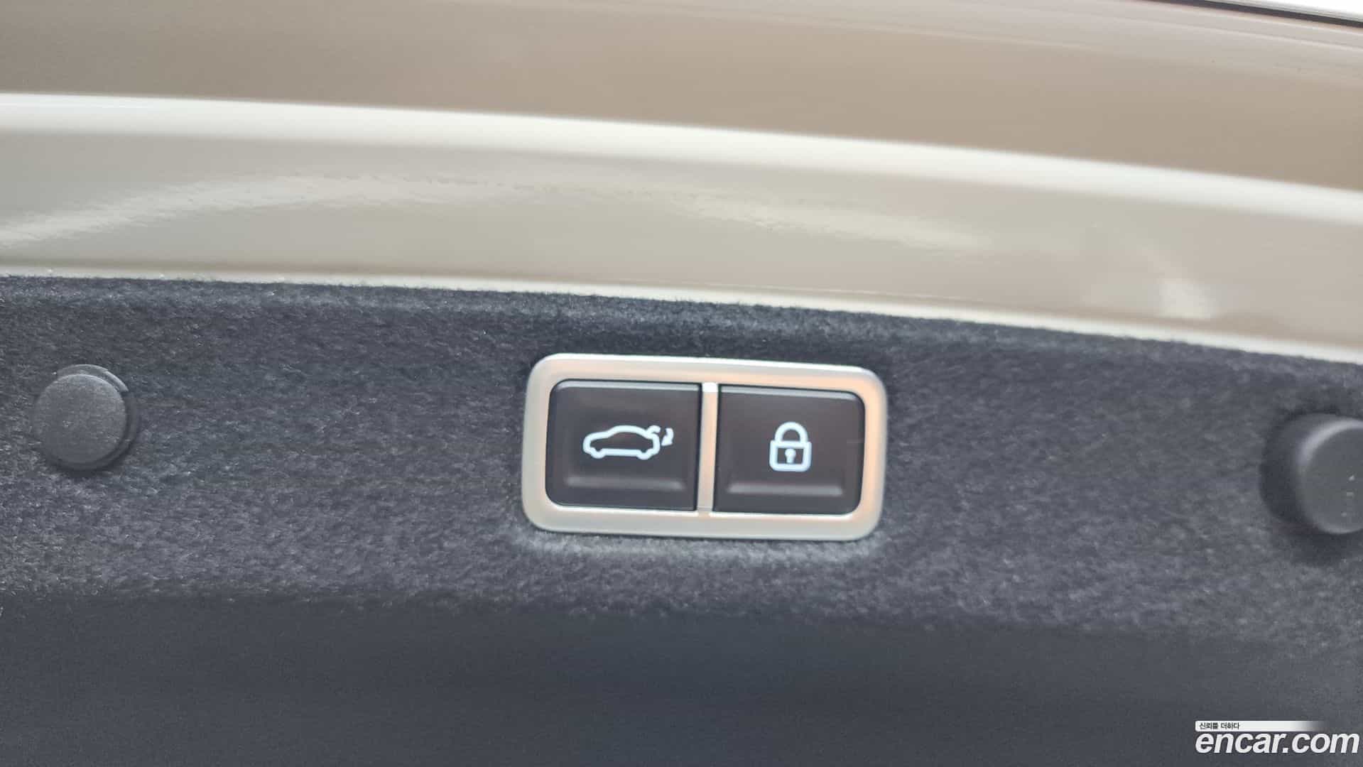 Grandeur Hyundai 2023.11-OPTION-024