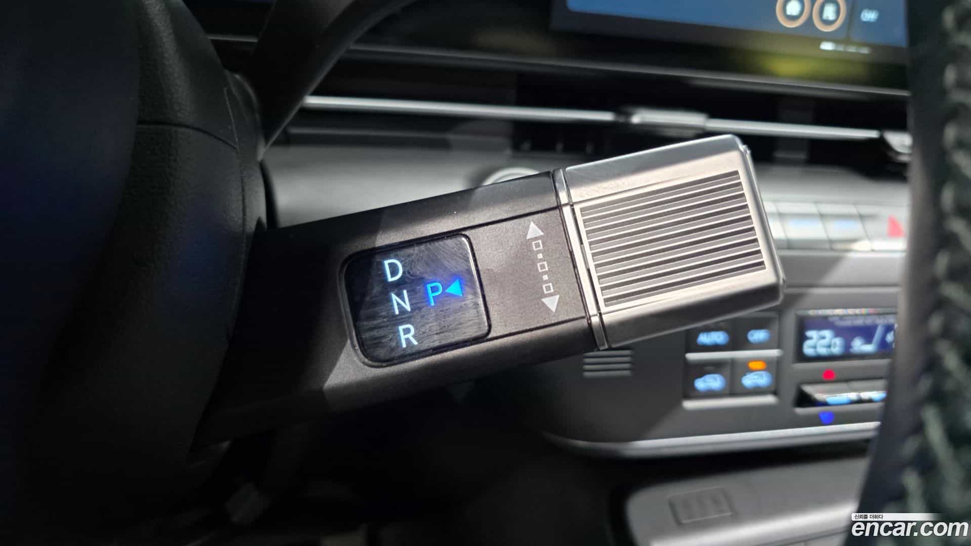 Kona Hyundai 2023.1-INNER-009