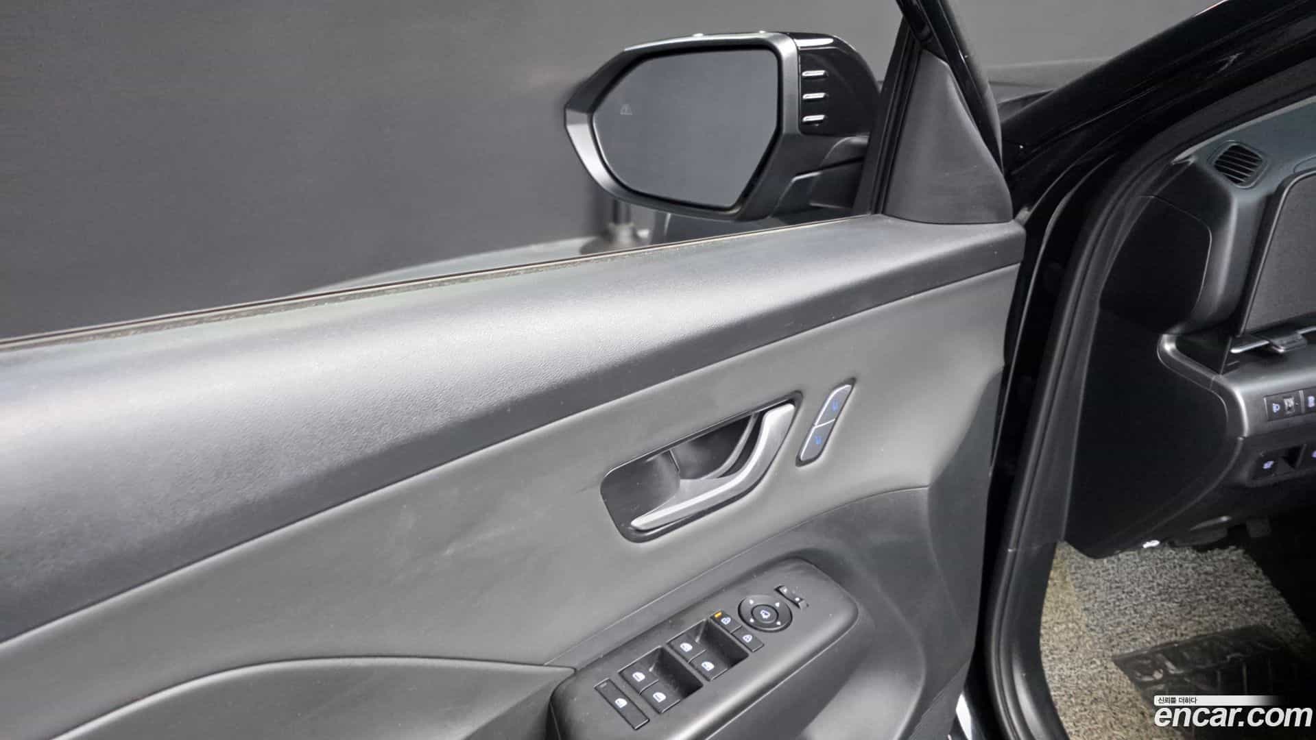 Kona Hyundai 2023.1-OPTION-046