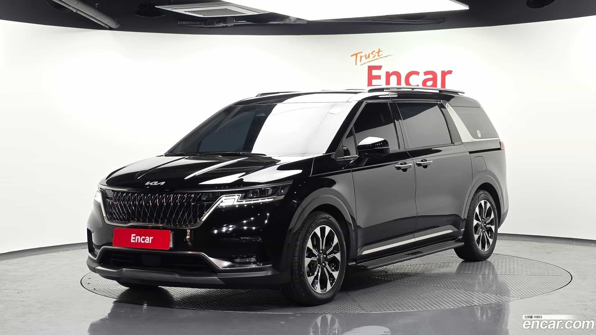 Canival Kia 2023.4-OUTER-001
