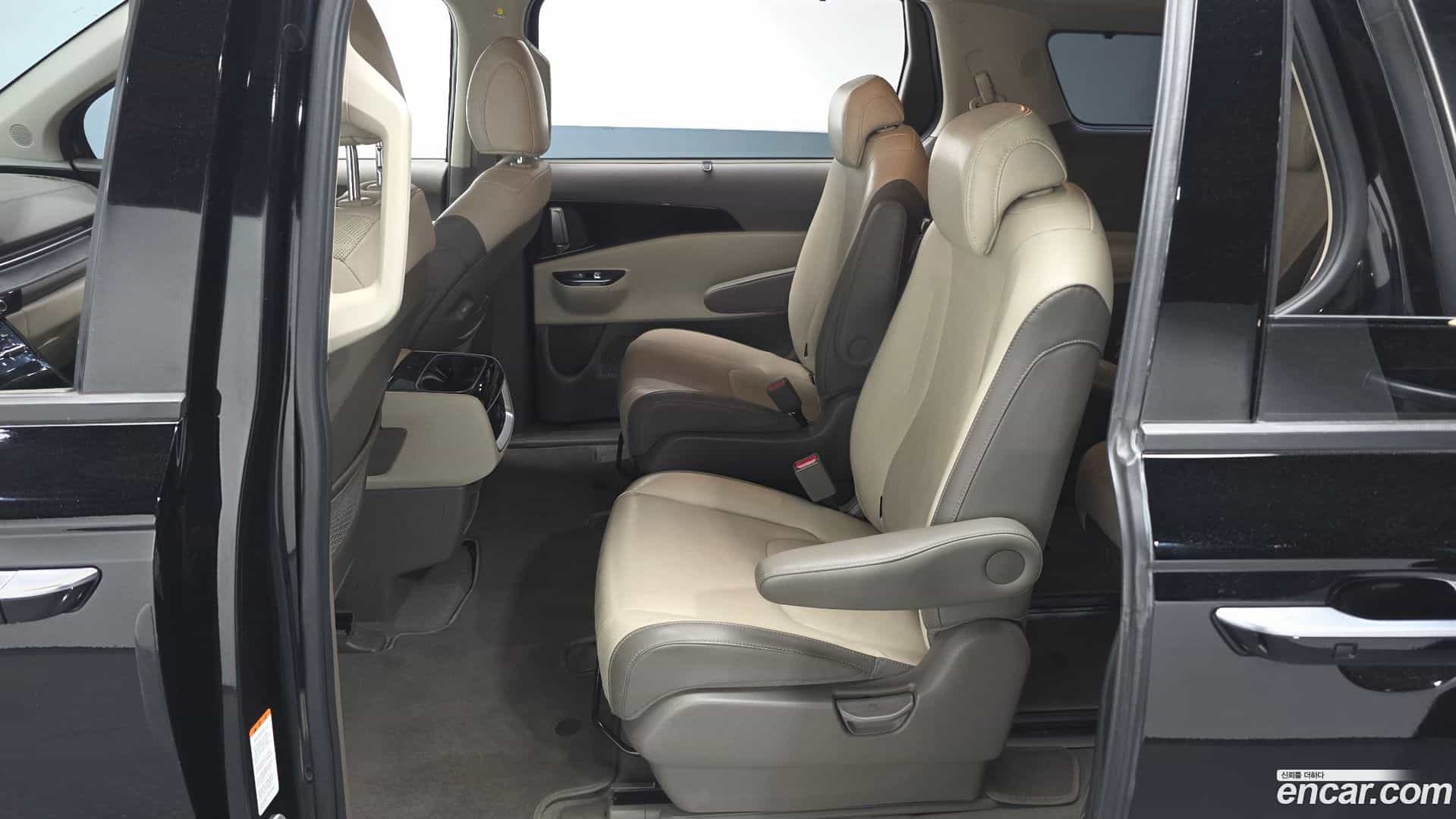 Canival Kia 2023.4-OPTION-016