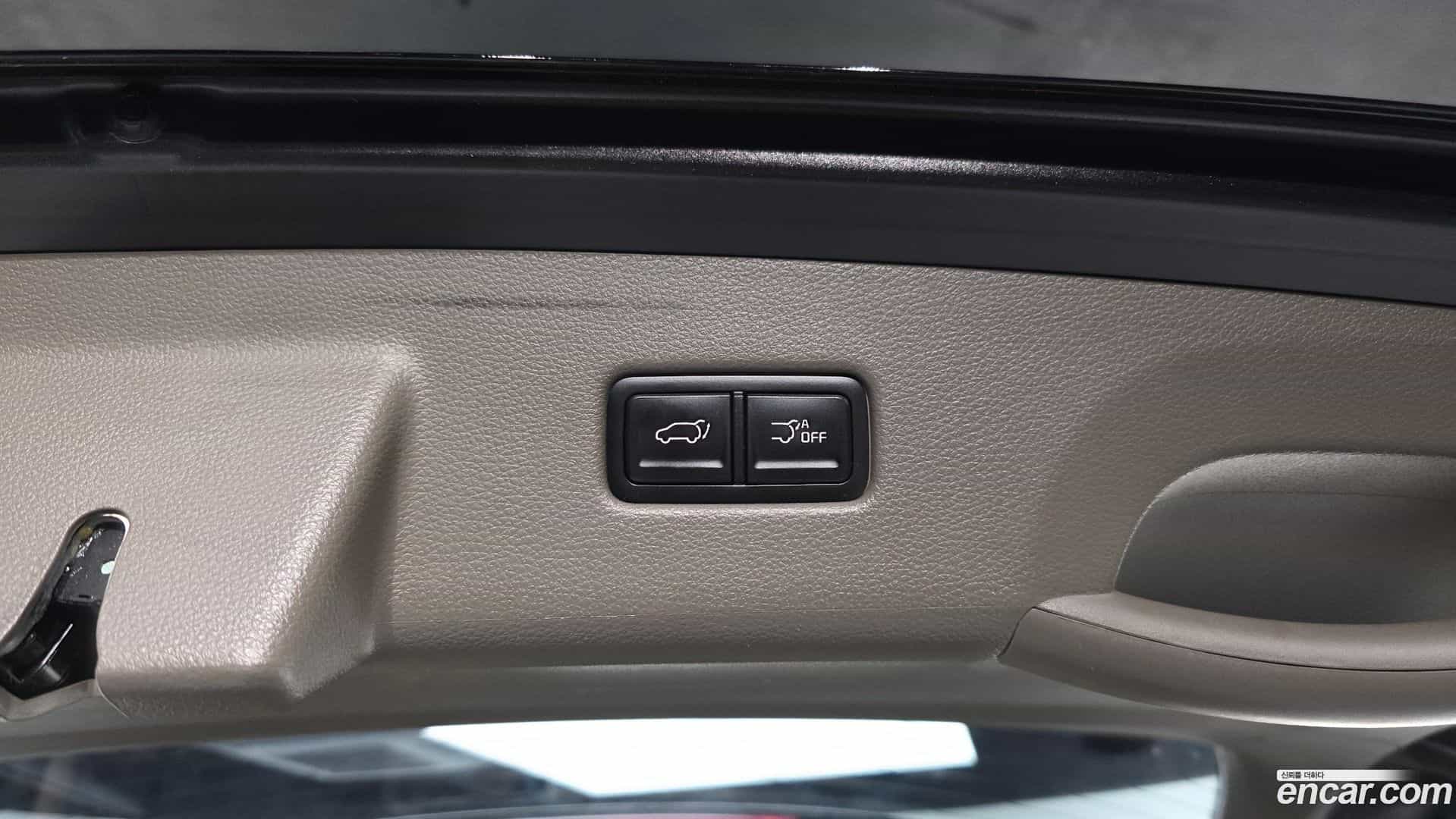 Canival Kia 2023.4-OPTION-024
