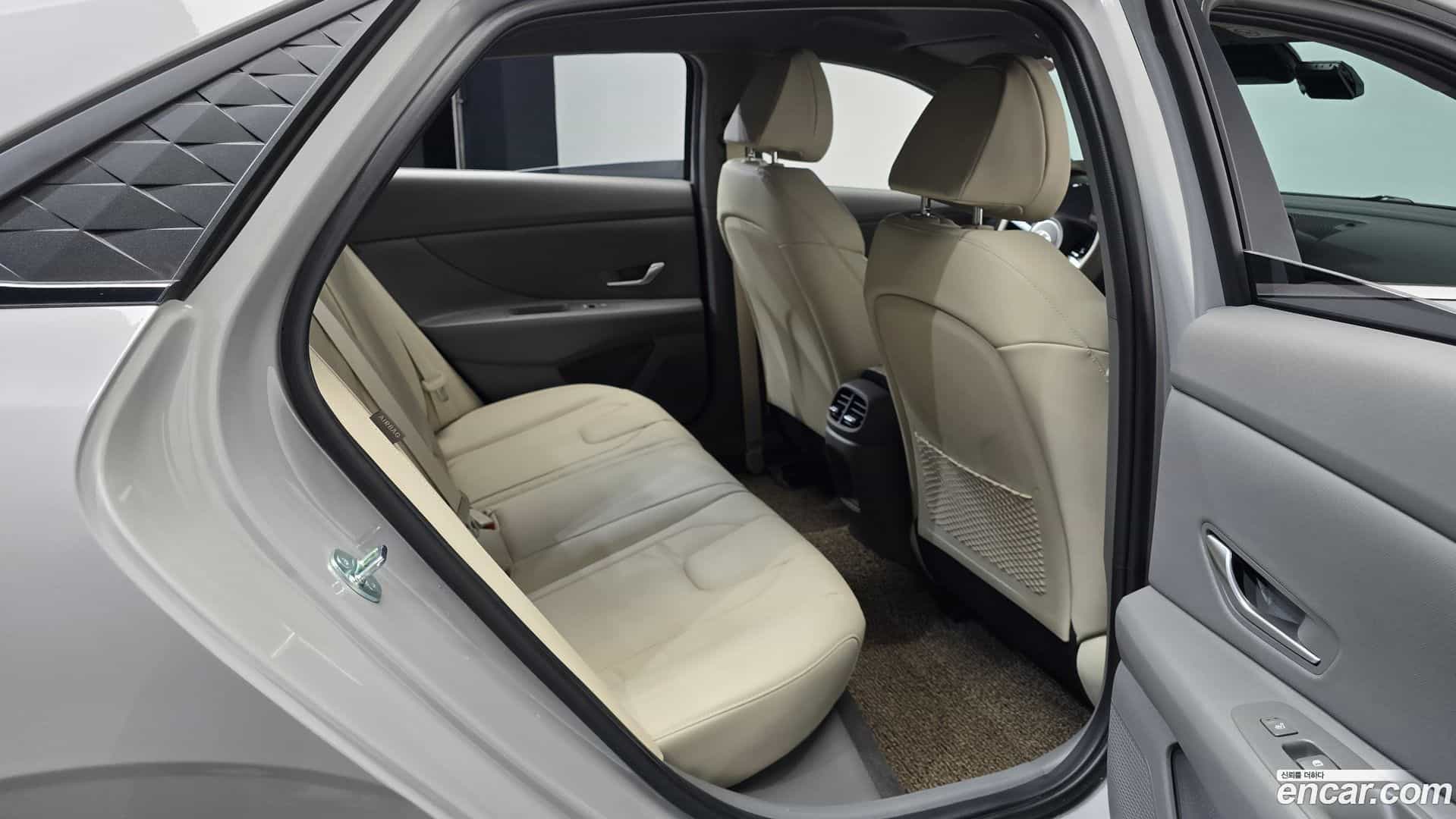 AVANTE Hyundai 2025.2-OPTION-015