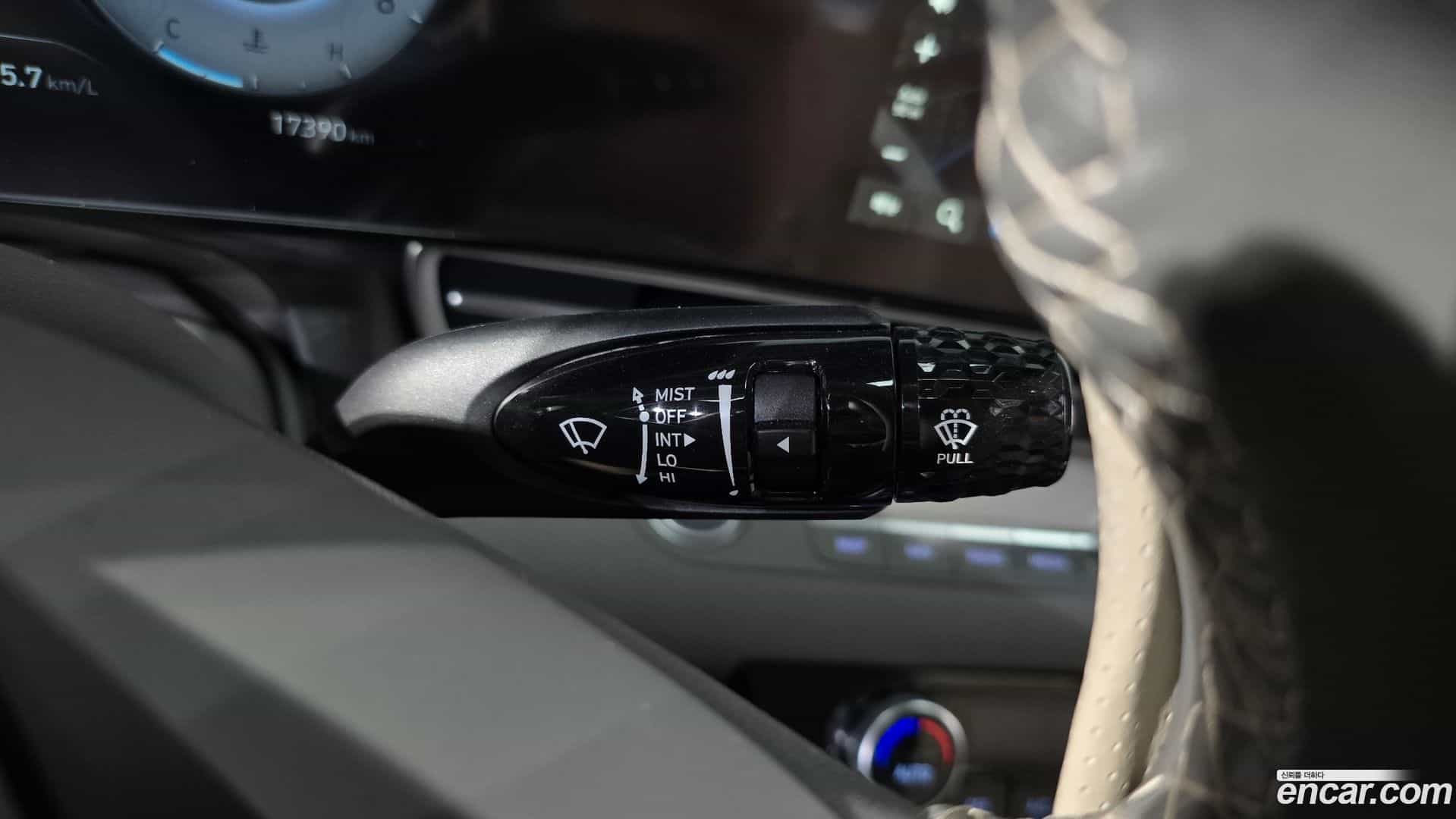 AVANTE Hyundai 2025.2-OPTION-041