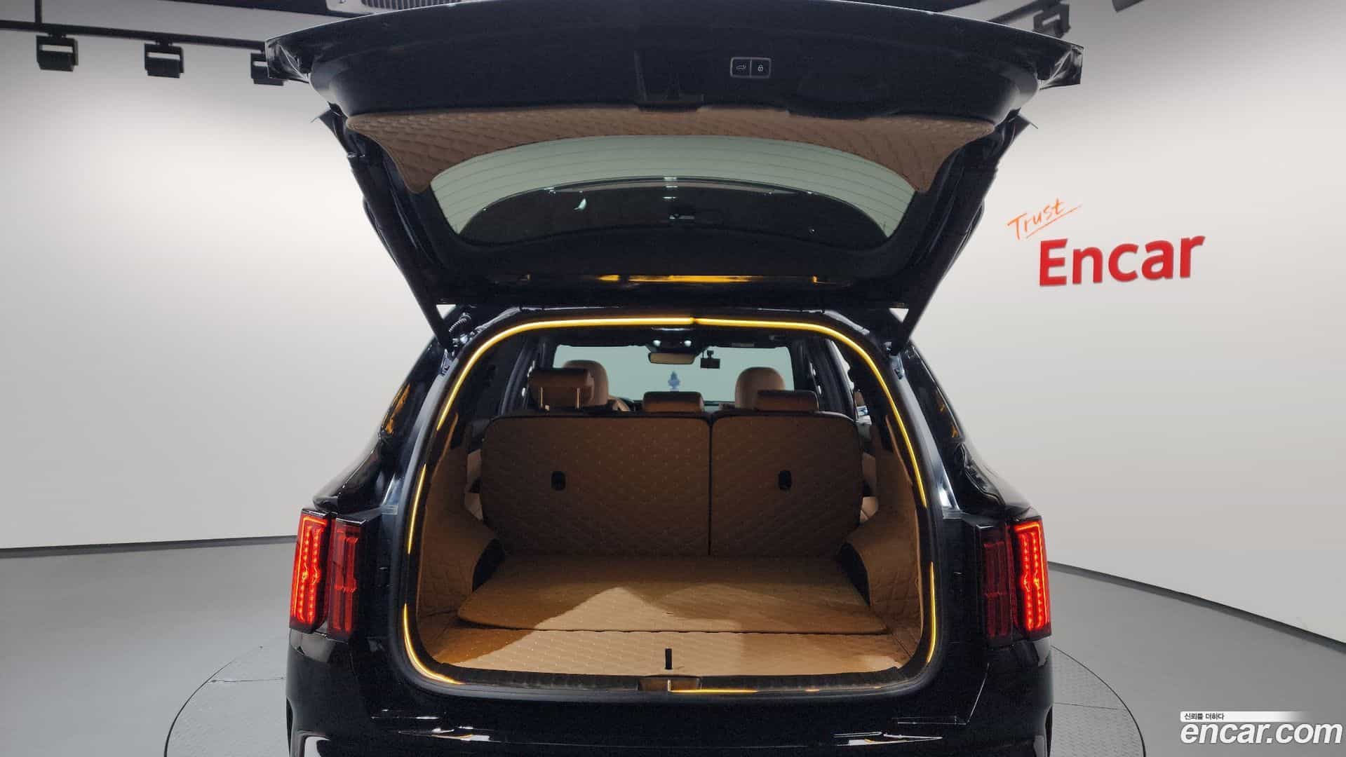 Sorento Kia 2023.4-OPTION-024