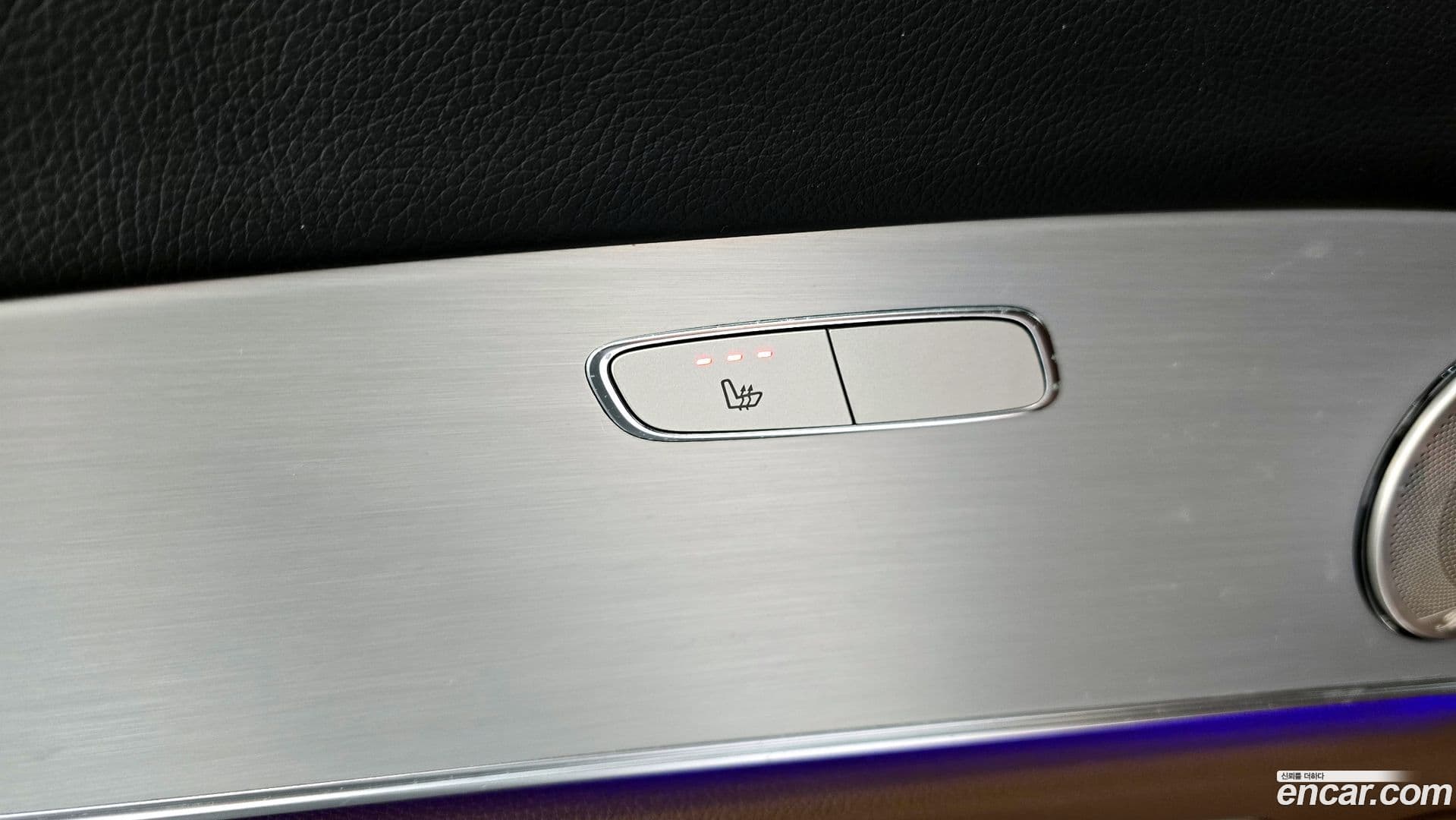 Main__Slider__Photo:E-Class Mercedes-Benz 2021.3-26