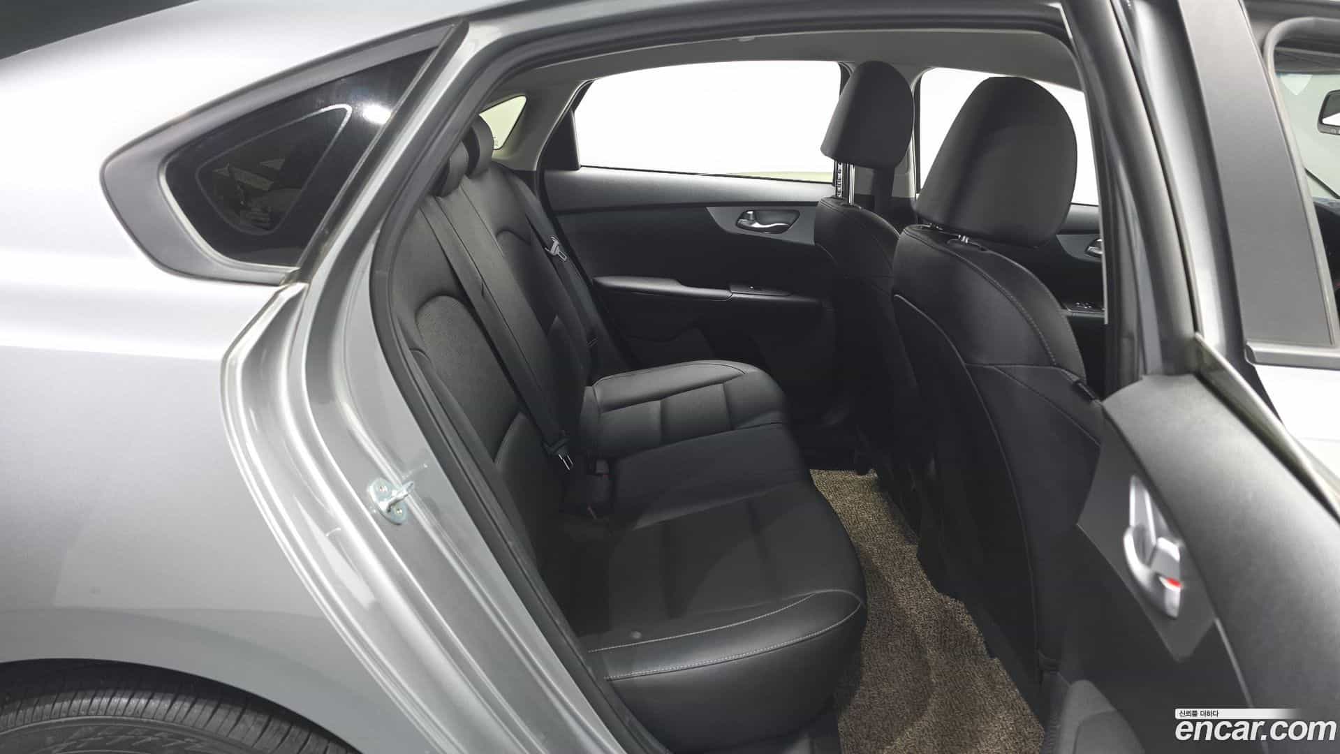 K3 Kia 2022.0-OPTION-015