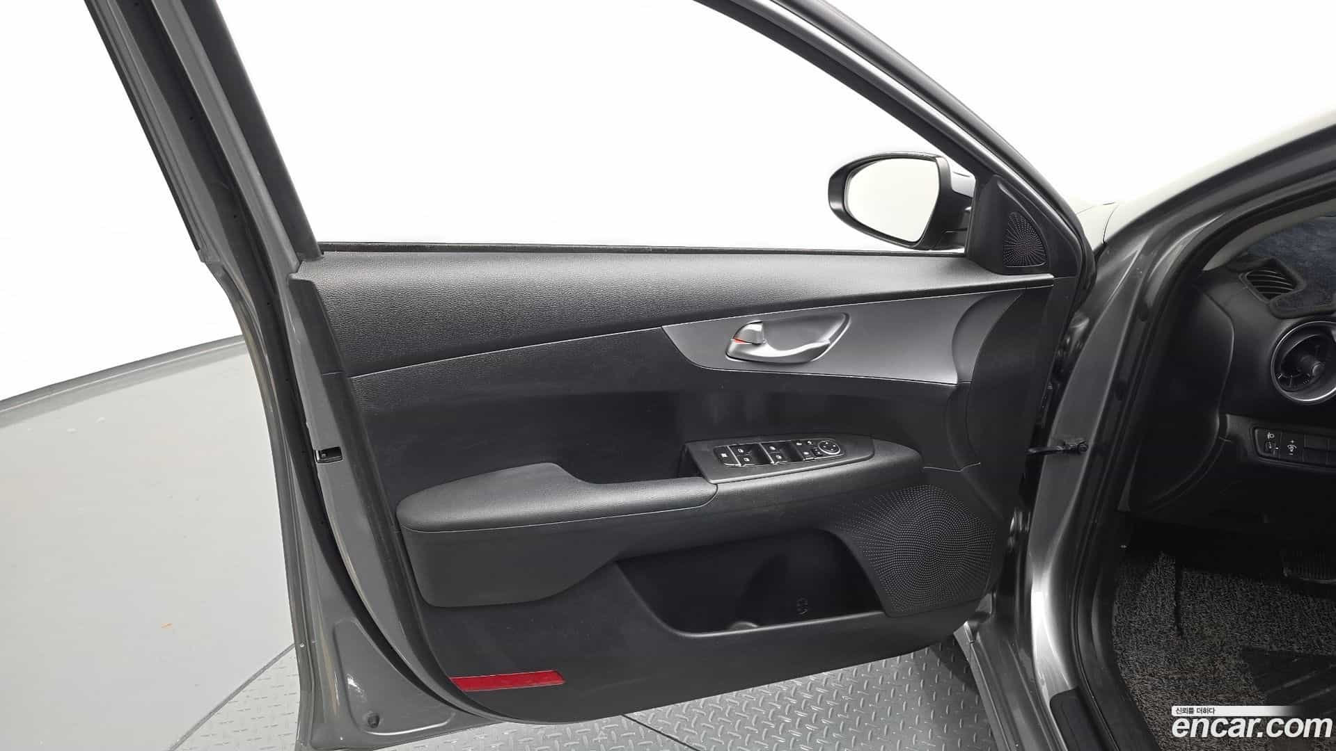 K3 Kia 2022.0-INNER-034