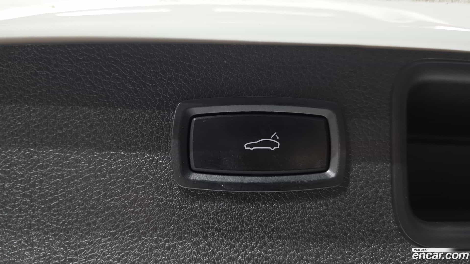 Macan Porsche 2015.3-OPTION-022