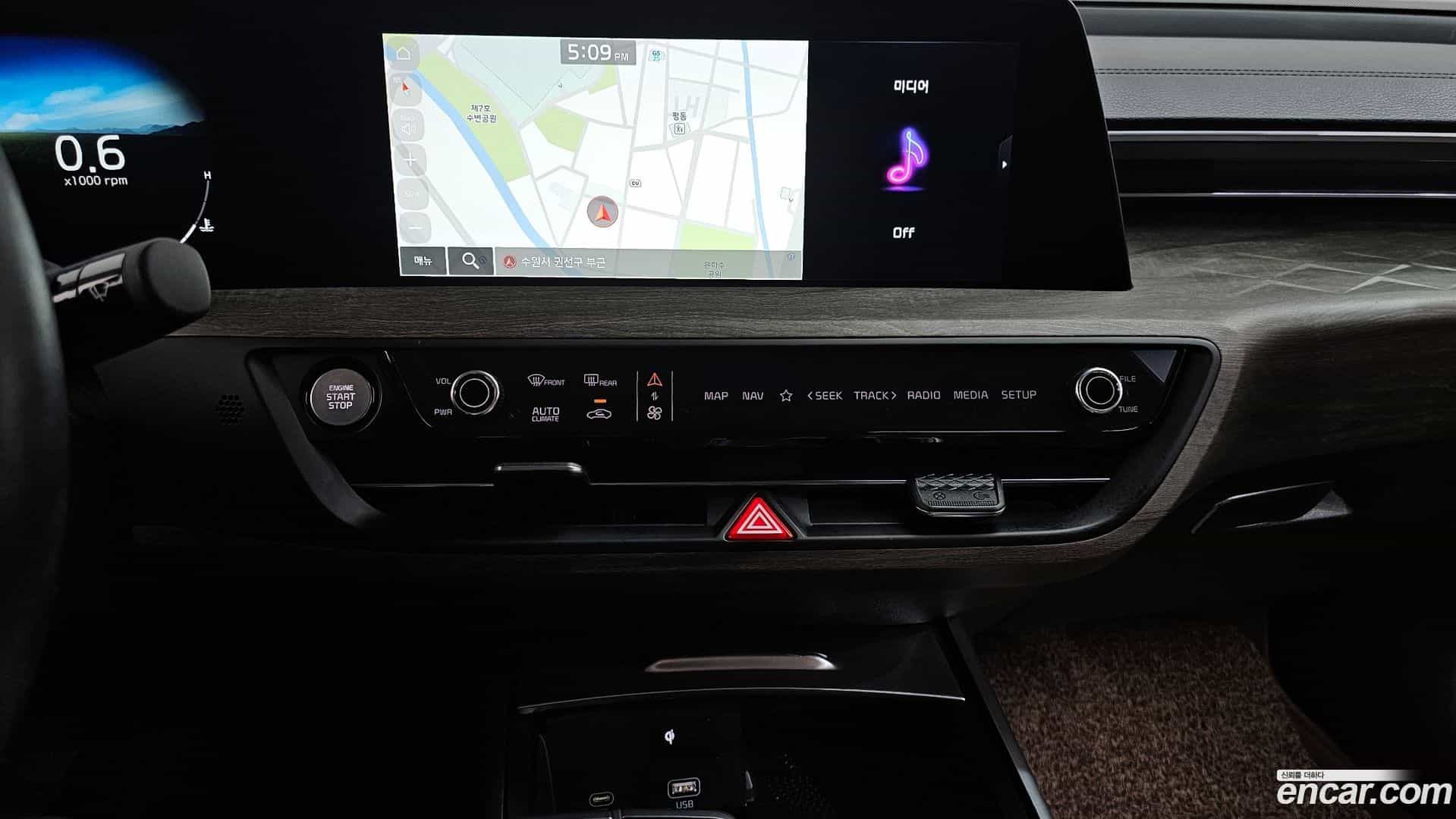 K8 Kia 2023.4-OPTION-018