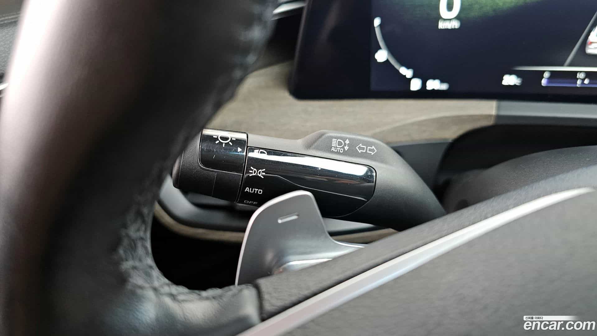 K8 Kia 2023.4-OPTION-042