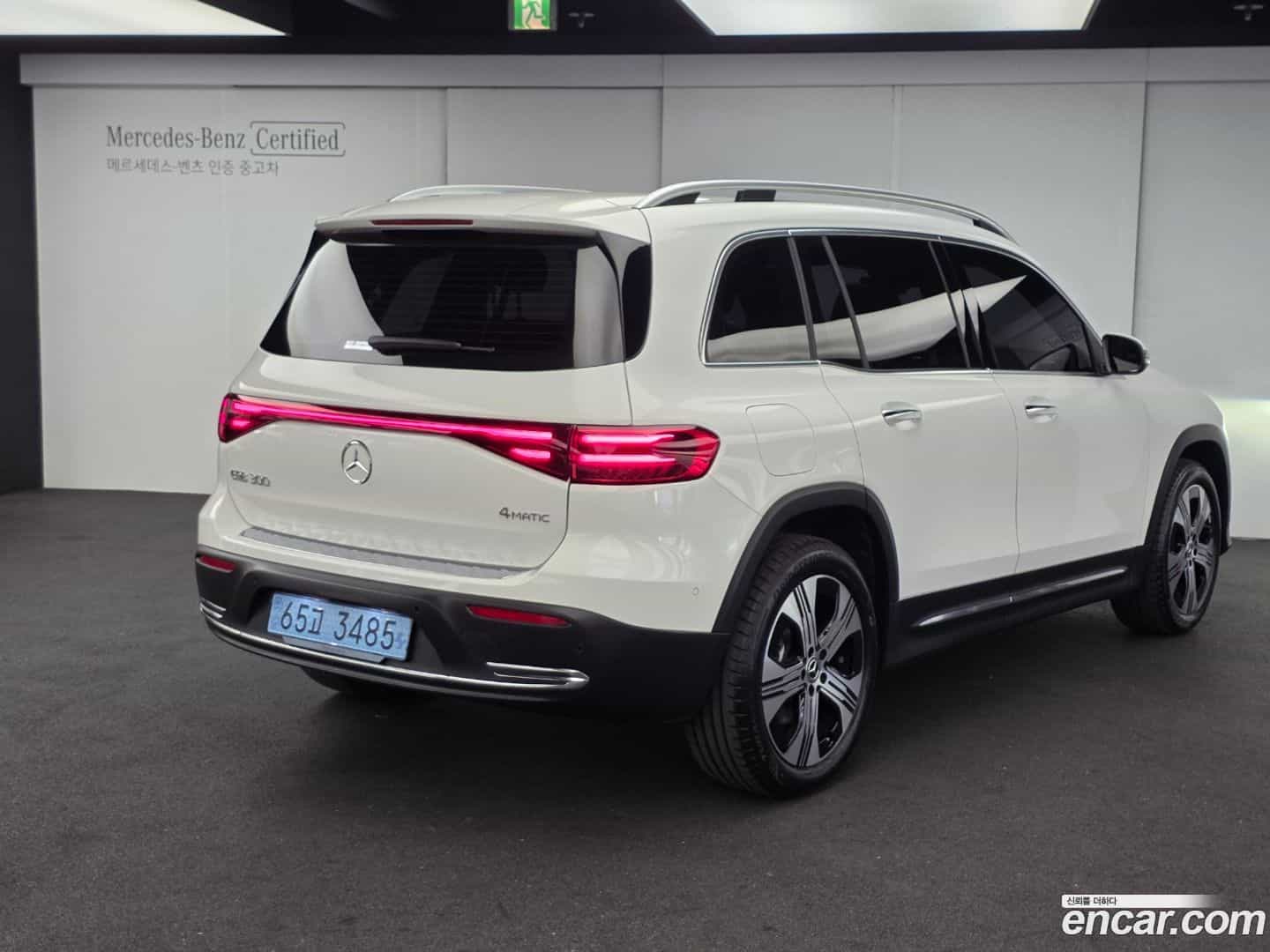 EQB Mercedes-Benz 2025.10-OUTER-002