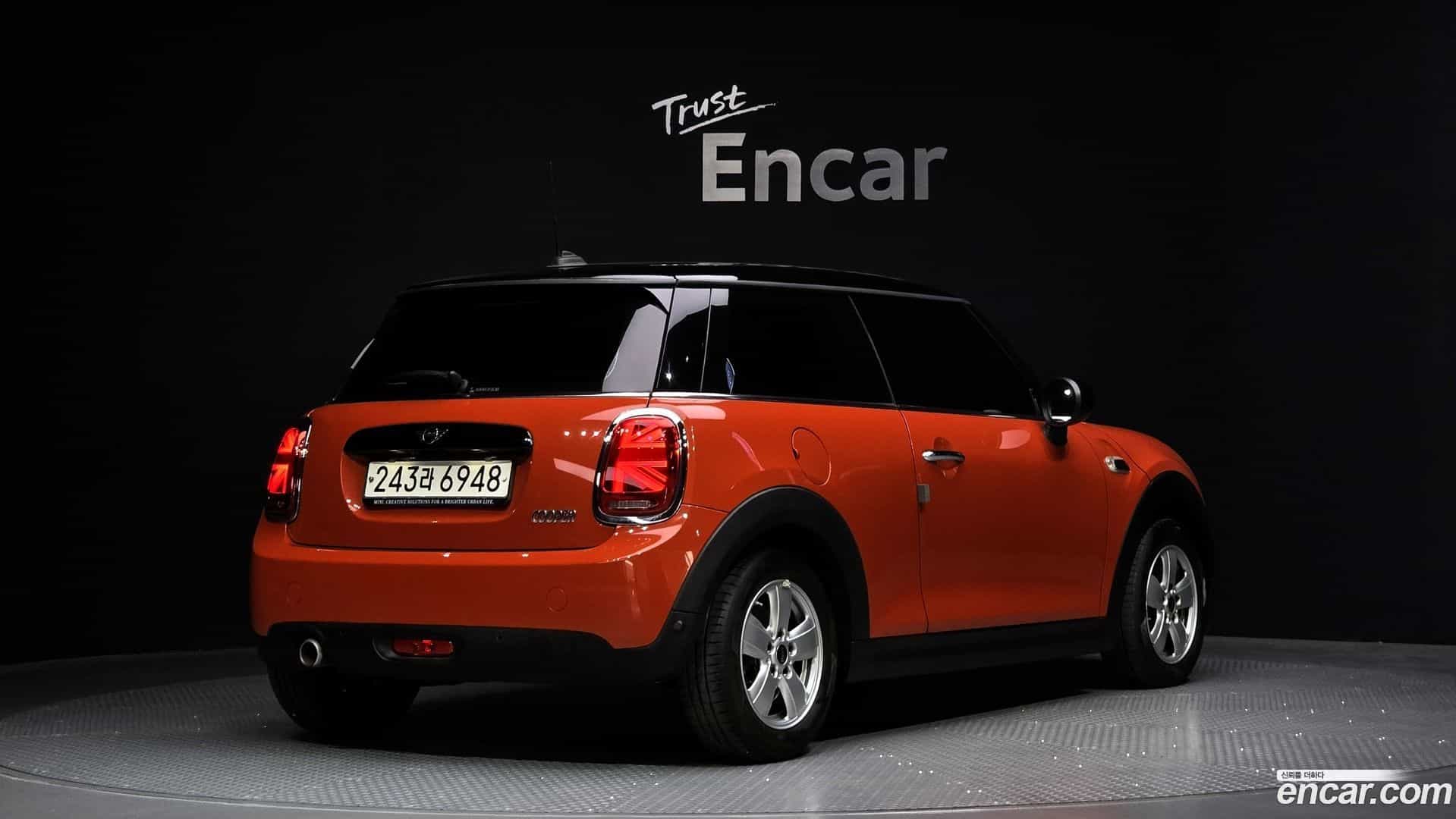 Cooper Mini 2021.2-OUTER-002