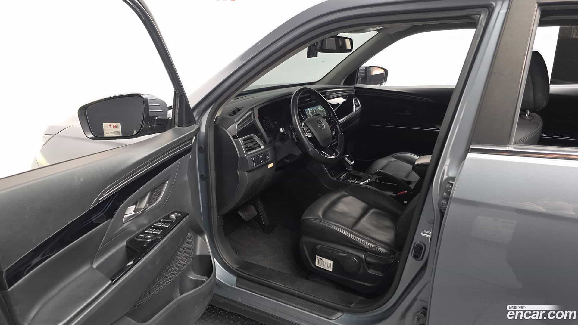 KORANDO KG Mobility 2019.4-INNER-010