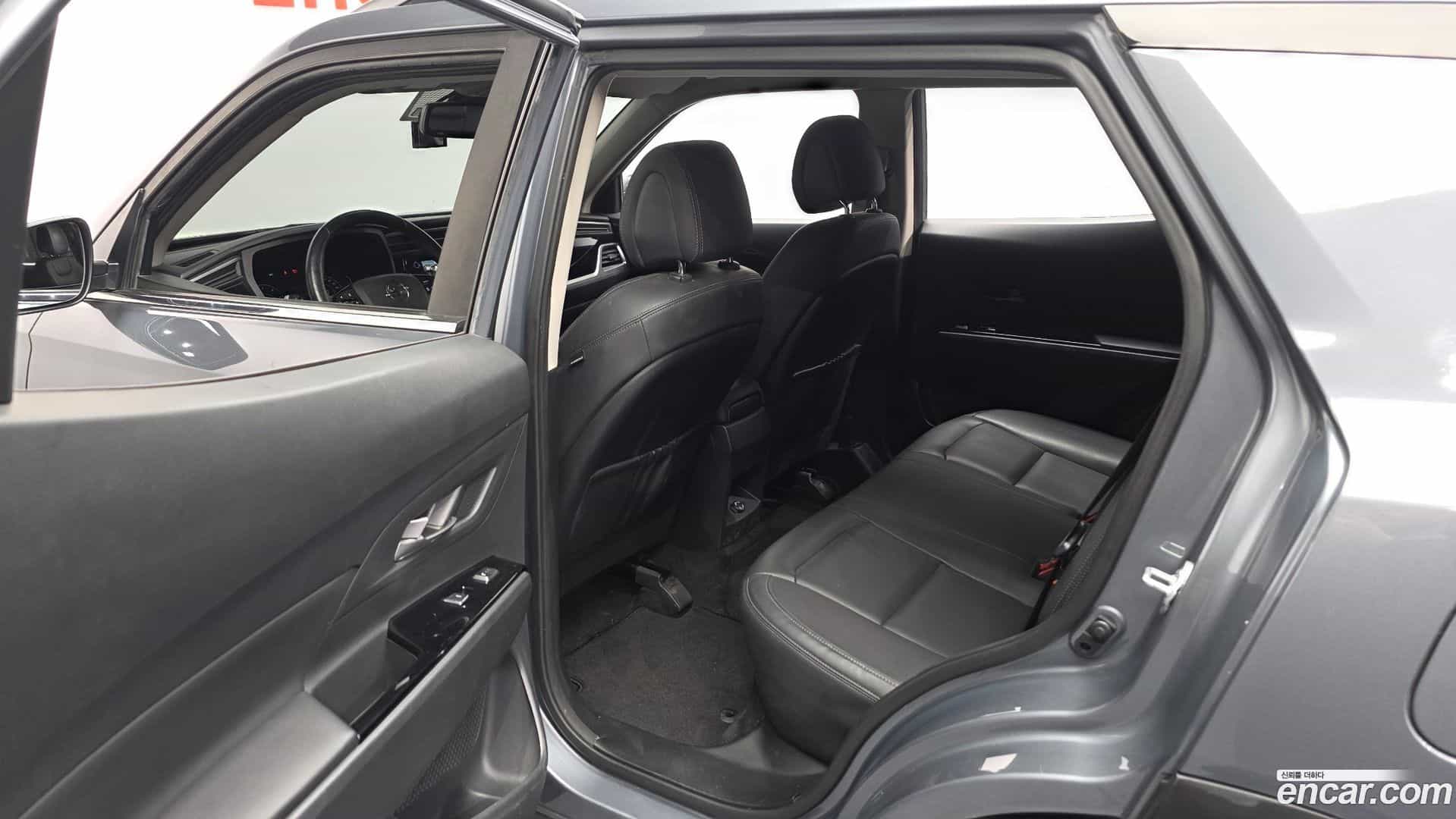 KORANDO KG Mobility 2019.4-INNER-036
