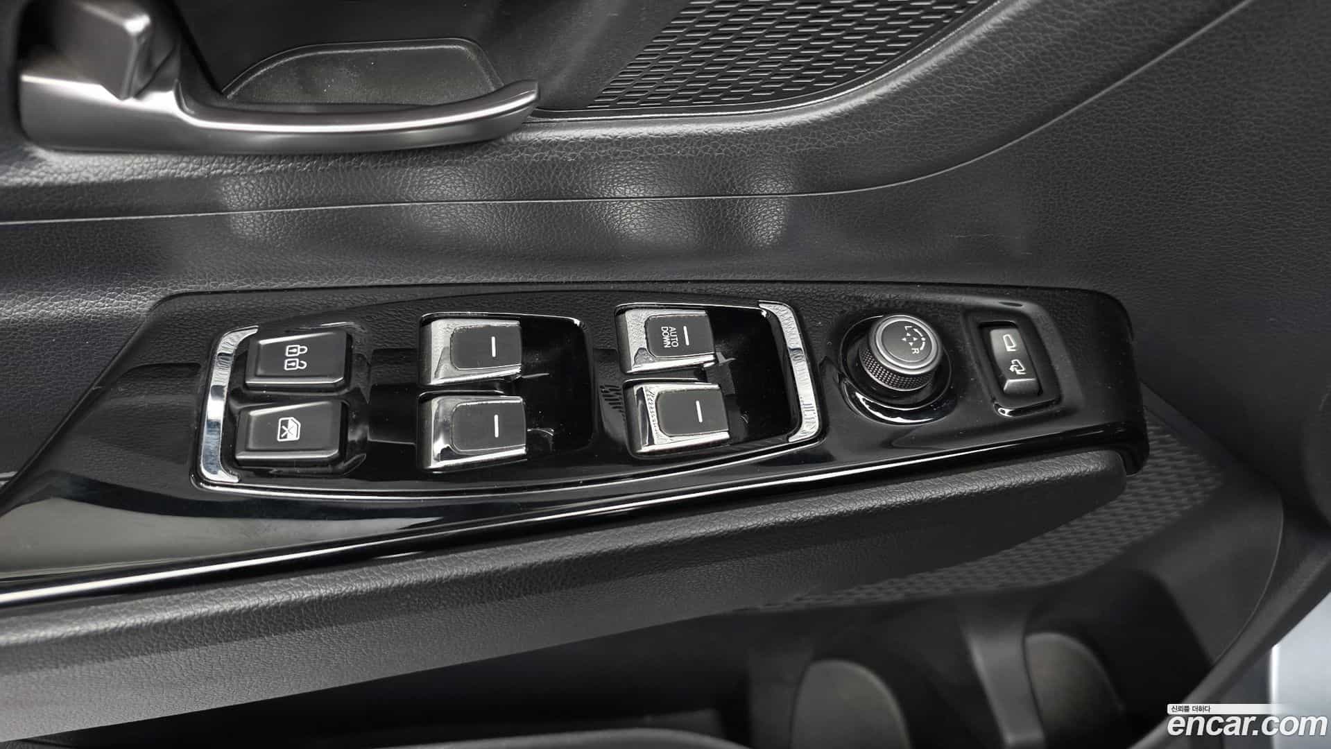 KORANDO KG Mobility 2019.4-OPTION-044