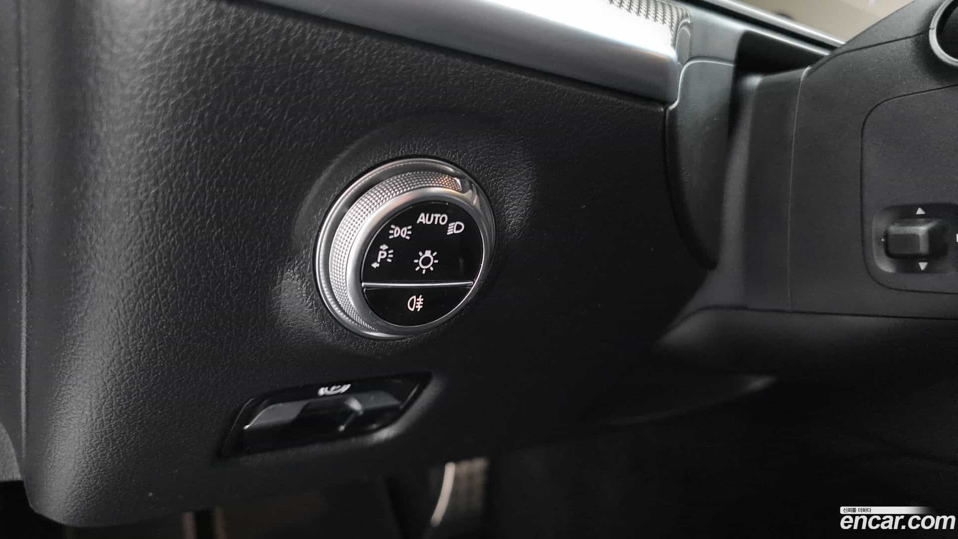 C-Class Mercedes-Benz 2024.2-OPTION-022