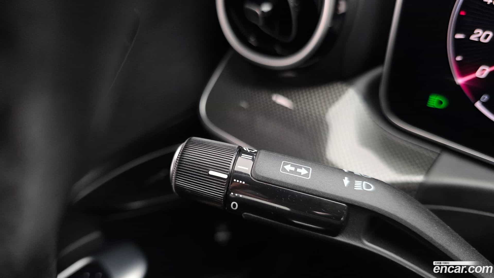 C-Class Mercedes-Benz 2024.2-OPTION-023