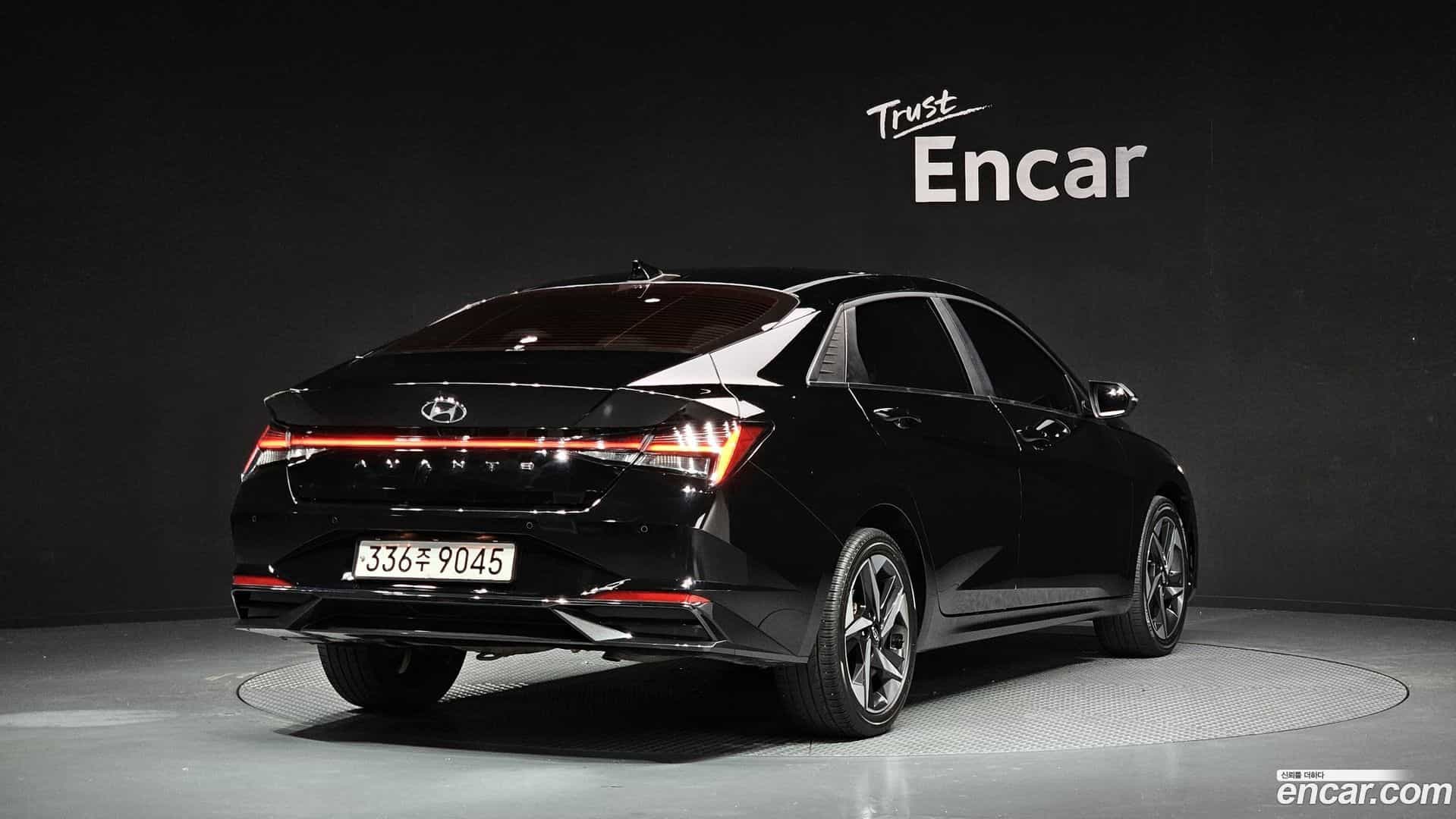 AVANTE Hyundai 2020.6-OUTER-002