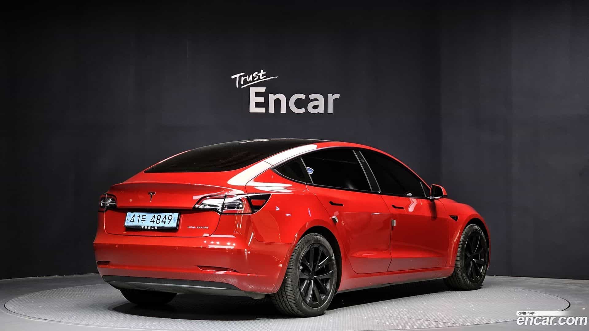 Model 3 Tesla 2021.5-OUTER-002