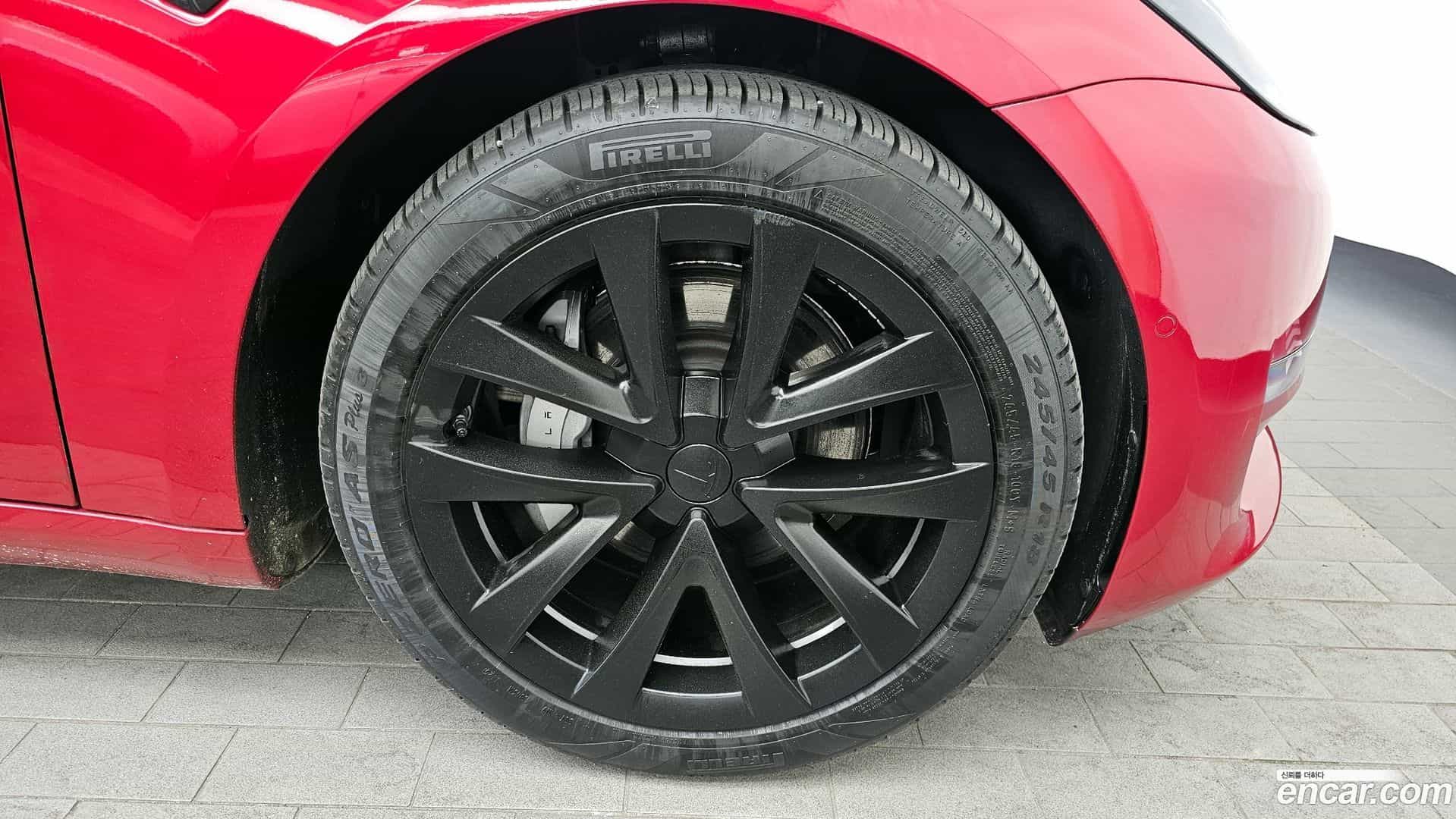 Model 3 Tesla 2021.5-OUTER-031