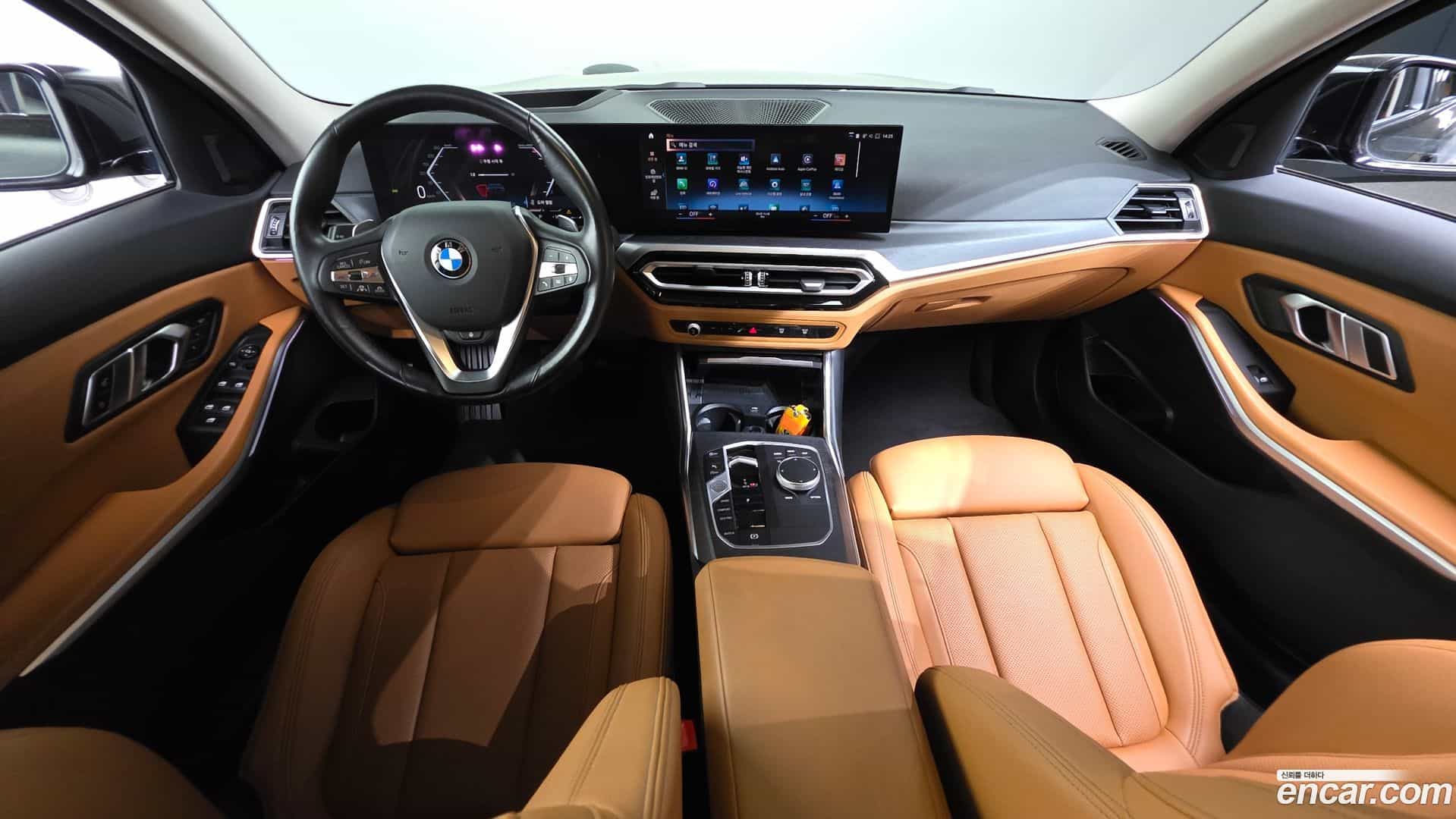 3-Series BMW 2022.10-INNER-007