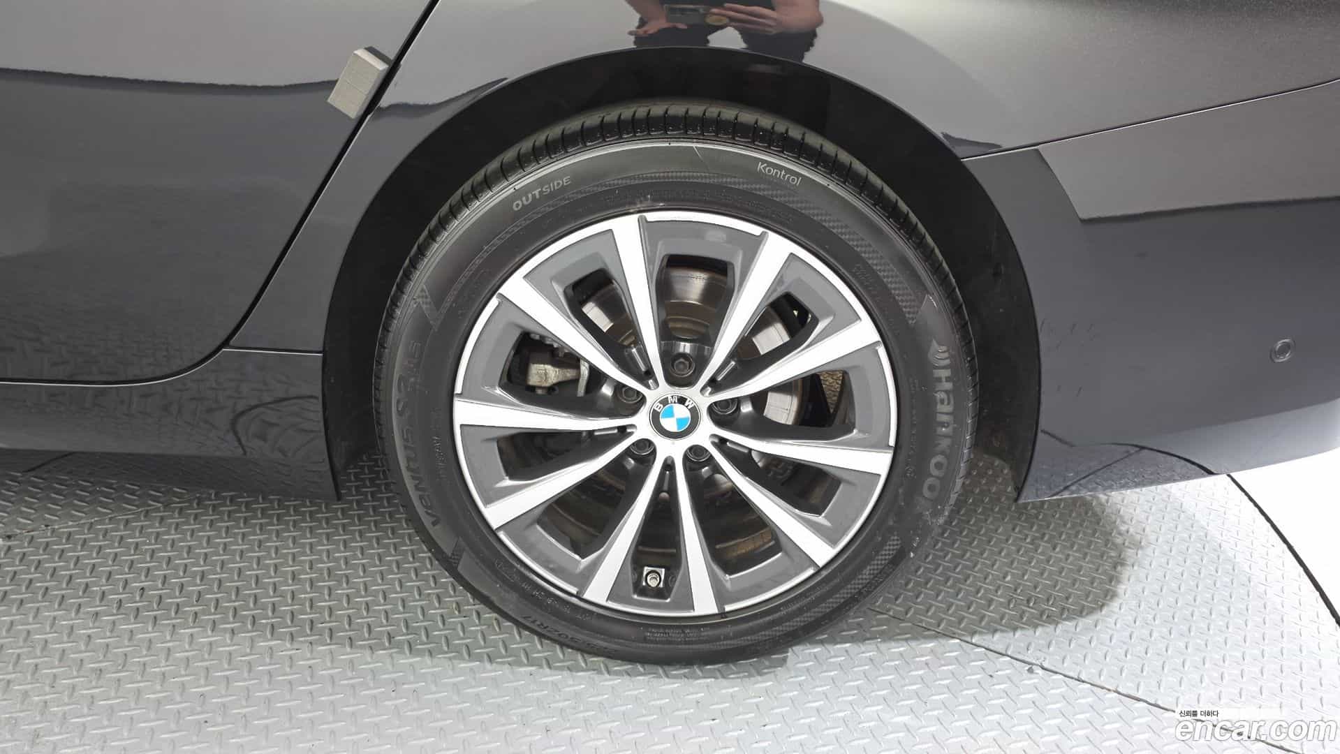 3-Series BMW 2022.10-OUTER-031
